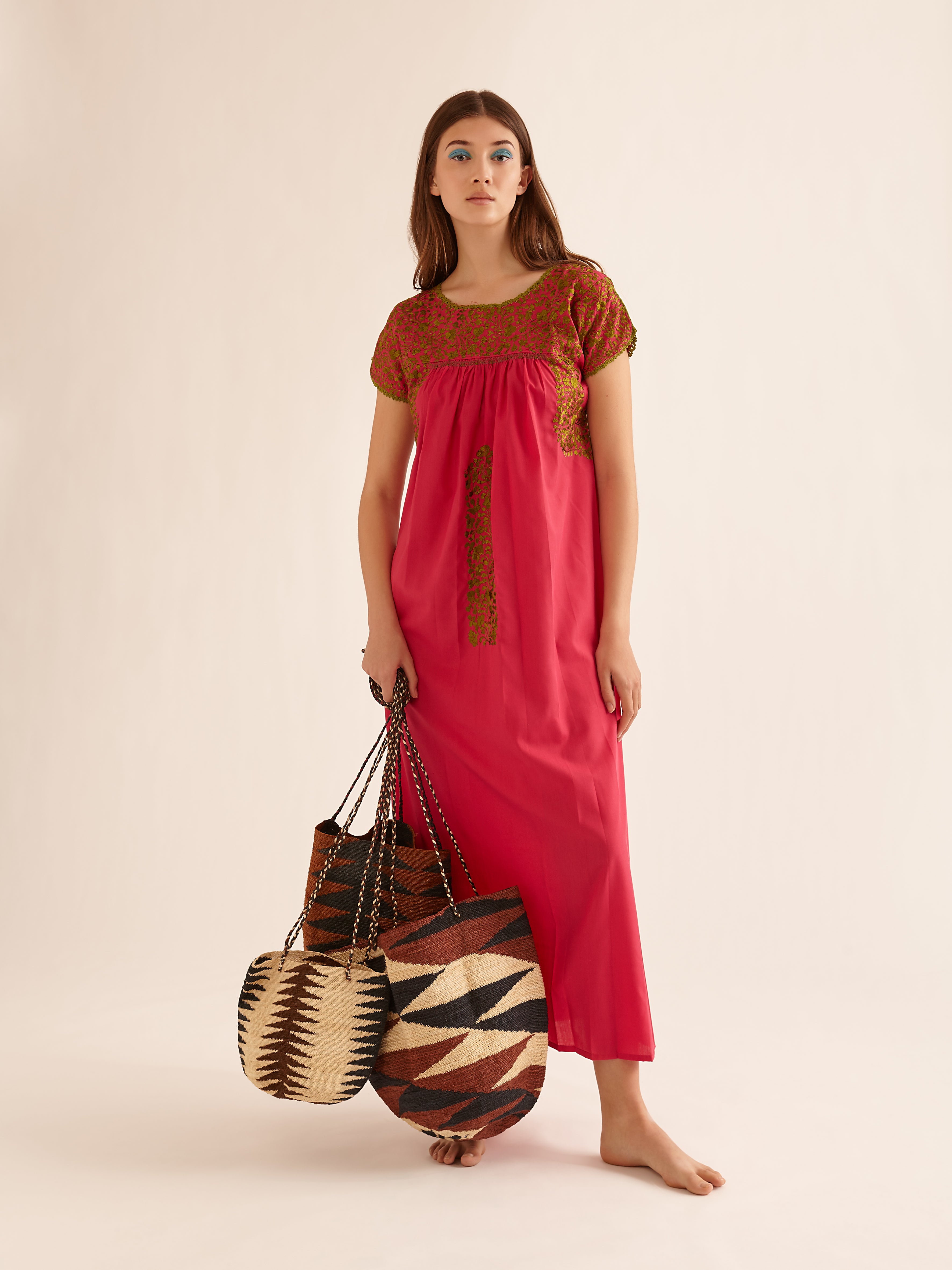 ETHICAL FASHION, CRAFTSMANSHIP, SUSTAINABLE FASHION, TRADITIONAL FASHION, ETHNIC FASHION, BOHEMIAN FASHION, MODA ETICA, MODA SOSTENIBILE, TECNICHE ARTIGIANALI, MODA TRADIZIONALE, MODA ETNICA, BOHEMIAN BAG, MADE IN COLOMBIA, HANDMADE IN Ecuador, MOCHILA BAG, SHIGRA, SHIGRAS, CABUYA, SHIGRA BAG, FIQUE BAG, BEACHWEAR, RESORT WEAR, HANDMADE BAG, BORSA FATTA A MANO, BORSA Ecuadoriana, borsa ECUADOREGNA,