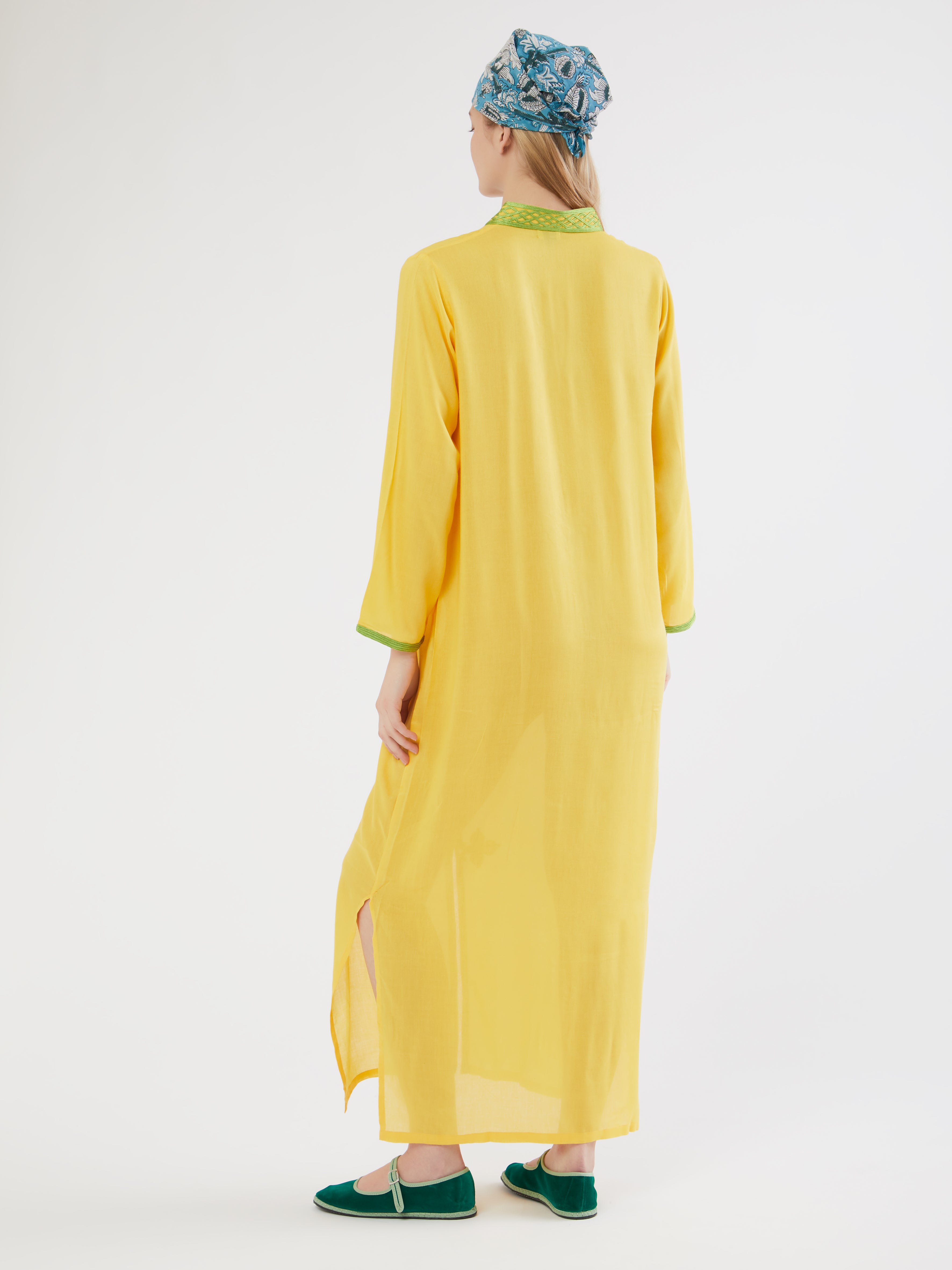 Ethical fashion, craftsmanship, sustainable fashion, traditional fashion, ethnic fashion, moda etica, moda sostenibile, tecniche artigianali, moda tradizionale, moda etnica, fatto a mano, handmade, kaftano, kaftan, beachwear, moda di spiaggia, summer wear, bohemian style, boho styile, stile bohemio, stile boho, resort wear, morocco, moda marochina, moroccan fashion, moroccan style, hand embroidery, ricamato a mano, ricamo, ricamo marocchino, moroccan embroidery, colorful kaftan, cotton kaftan, beach style.