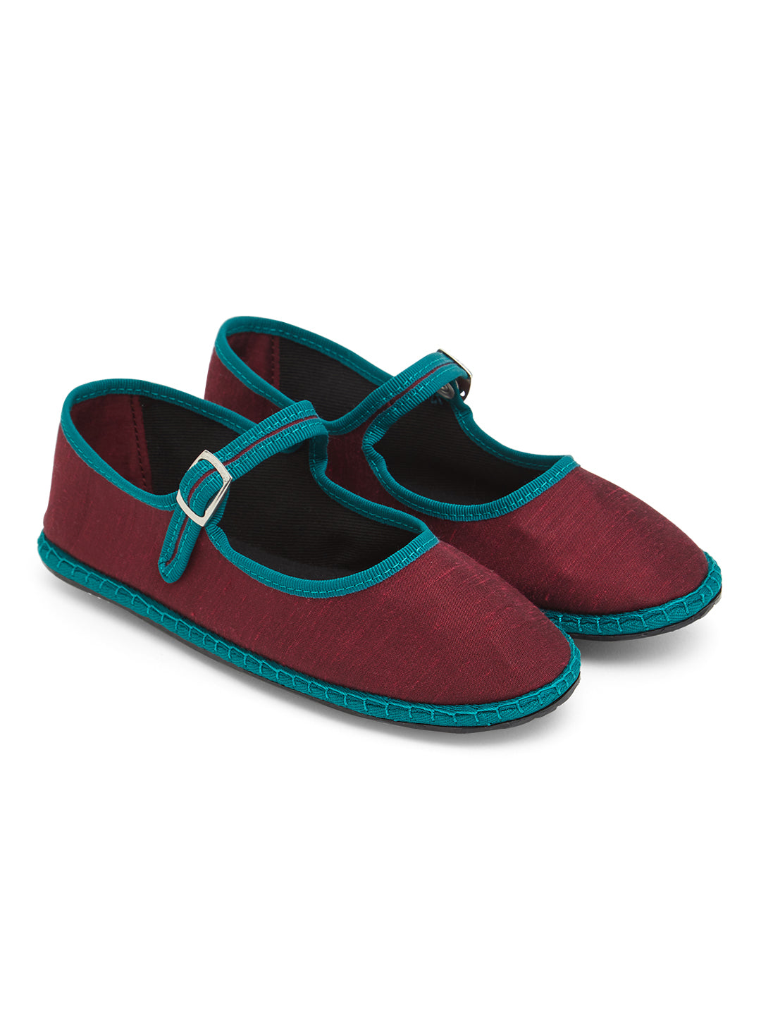 friulane, furlane, ciabattine di tessuto, scarpe friulane, veneziane, made in italy, handmade, scarpine di seta, mary jane, strap friulane, friulane con cinturino, scarpe di seta, scarpe da sera, ballerine