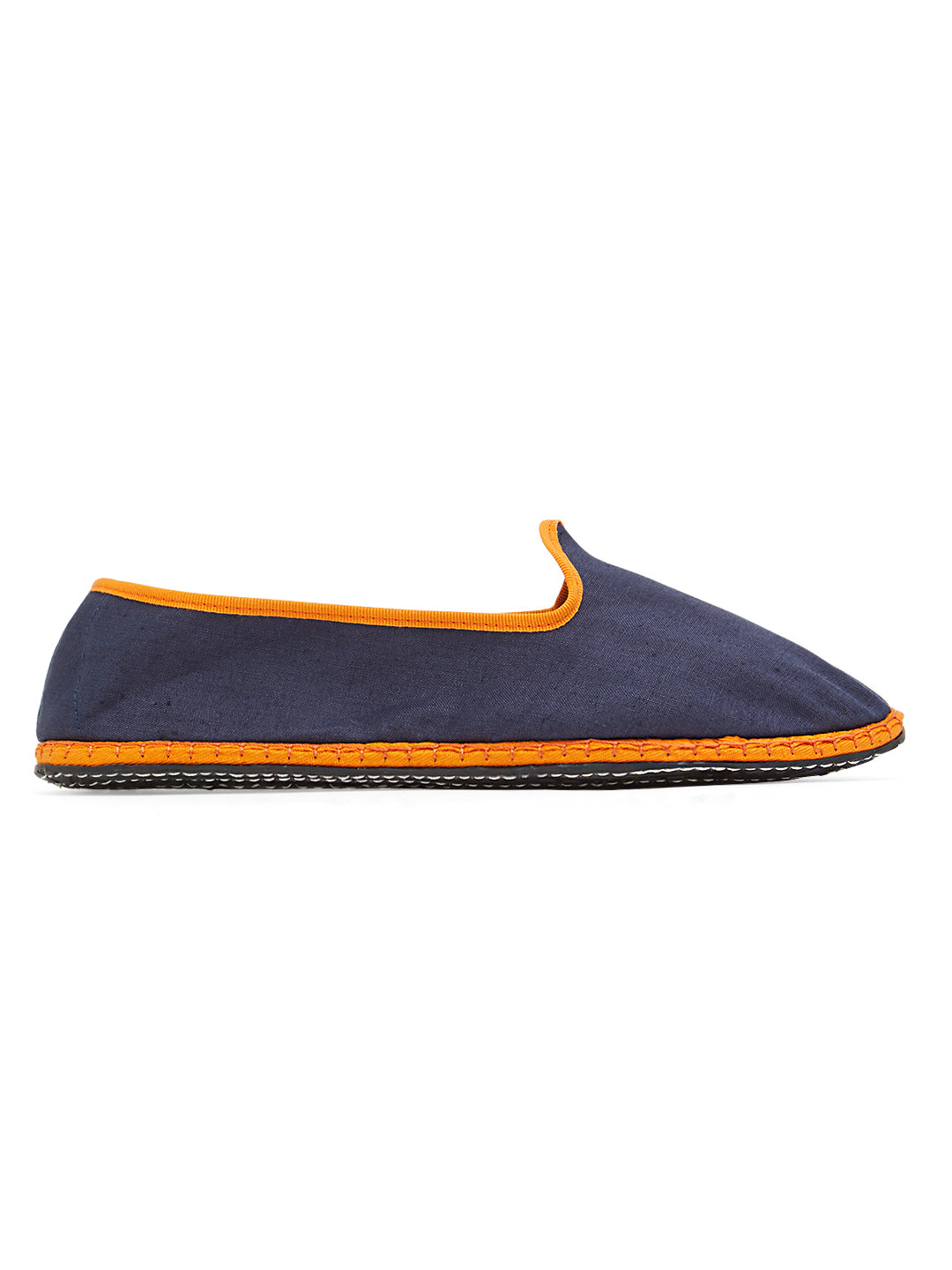 Friulane, furlane, scarpet, velvet shoes, velvet slippers, handmade in Italy, velvet, ETHICAL FASHION, CRAFTSMANSHIP, SUSTAINABLE FASHION, TRADITIONAL FASHION, ETHNIC FASHION, BOHEMIAN FASHION, TRADITONAL ACCESSORIES, HANDMADE SHOES, HANDMADE ACCESSORIES, scarpe di velluto, velluto, fatto a mano in italia, MODA ETICA,  MODA SOSTENIBILE, MODA TRADIZIONALE, MODA ETNICA, VESTITI BOHEMIAN, accessori tradizionali, scarpe fatto a mano, accessori fatti a mano, scarpe tradizionali MEN, MAN, UOMO