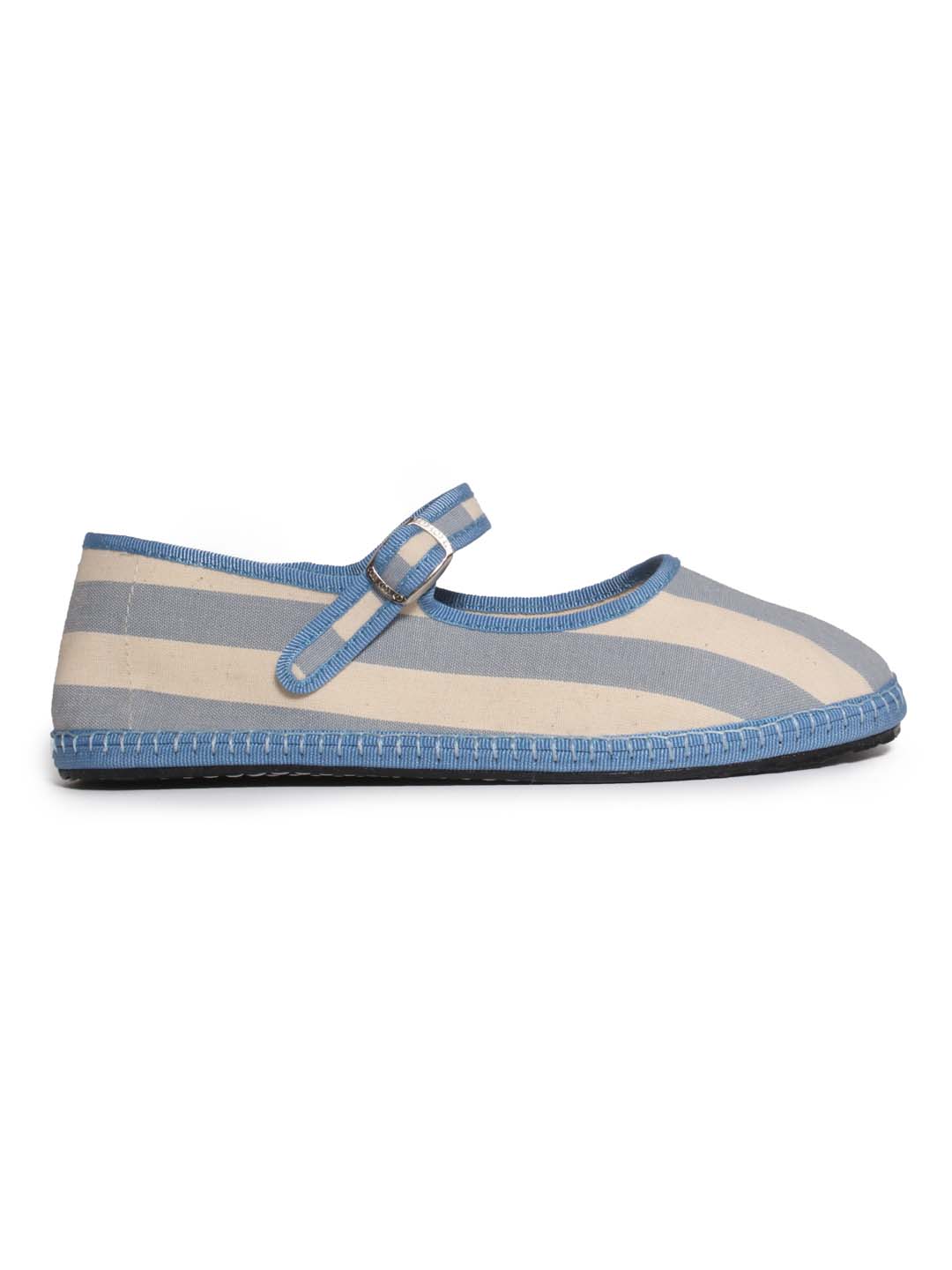 ETHICAL FASHION, CRAFTSMANSHIP, SUSTAINABLE FASHION, TRADITIONAL FASHION, ETHNIC FASHION, BOHEMIAN FASHION, TRADITONAL ACCESSORIES, HANDMADE SHOES, HANDMADE ACCESSORIES, scarpe di velluto, velluto, fatto a mano in italia, MODA ETICA,  MODA SOSTENIBILE, MODA TRADIZIONALE, MODA ETNICA, VESTITI BOHEMIAN, accessori tradizionali, scarpe fatto a mano, accessori fatti a mano, scarpe tradizionali, strap shoes, mary jane, strap friulane