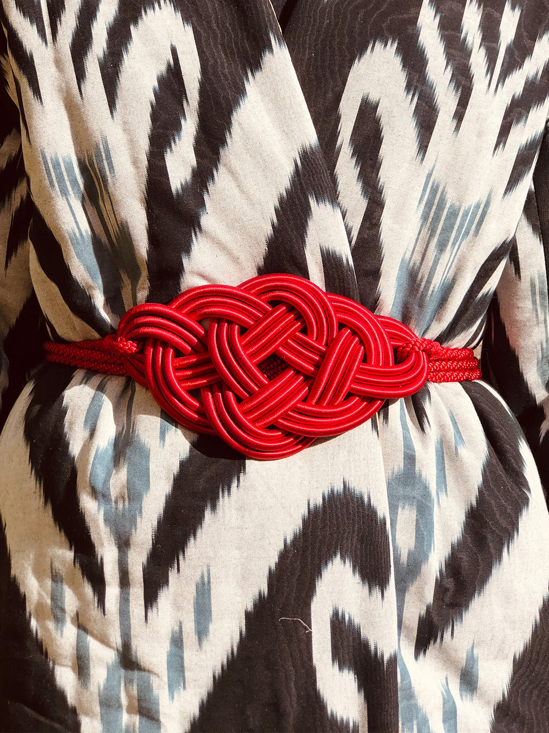 ETHICAL FASHION, CRAFTSMANSHIP, SUSTAINABLE FASHION, TRADITIONAL FASHION, ETHNIC FASHION, BOHEMIAN FASHION, MODA ETICA, MODA SOSTENIBILE, TECNICHE ARTIGIANALI, MODA TRADIZIONALE, MODA ETNICA, VESTITI BOHEMIAN, COLORFUL BELT, CINTURE COLORATE, CINTURA RICAMATA A MANO, HANDEMBROIDERED BELT, Moroccan Belt, cintura Marocchina, passamaneria, cintura tradizionale, traditional belt, handmade, fatta a mano