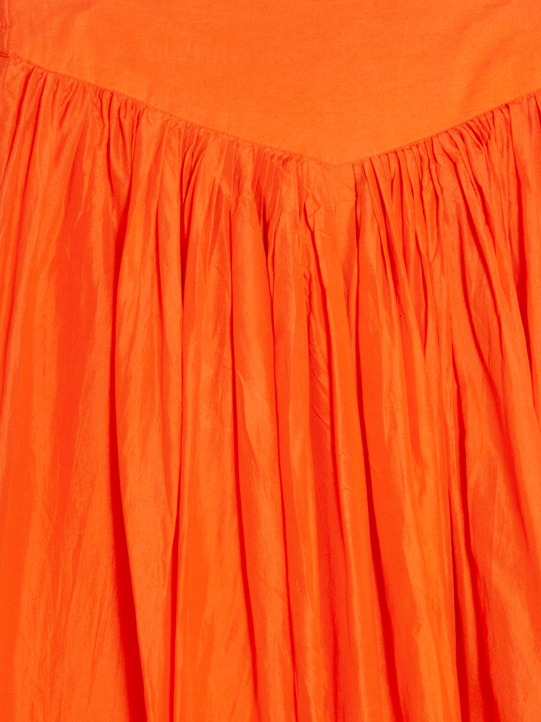 ETHICAL FASHION, CRAFTSMANSHIP, SUSTAINABLE FASHION, TRADITIONAL FASHION, ETHNIC FASHION, BOHEMIAN FASHION, MODA ETICA, MODA SOSTENIBILE, TECNICHE ARTIGIANALI, MODA TRADIZIONALE, MODA ETNICA, BOHEMIAN DRESS, MADE IN INDIA, HANDMADE IN INDIA, HANDEMBROIDERED, RICAMATO A MANO, CHIKANKARI, VELVET DRESS, SILK DRESS, EVENING DRESS, GOWN, MAXI DRESS, VESTITO DI VELLUTO, VESTITO DI SETA, VESTITO RICAMATO, ABITO DA SERA