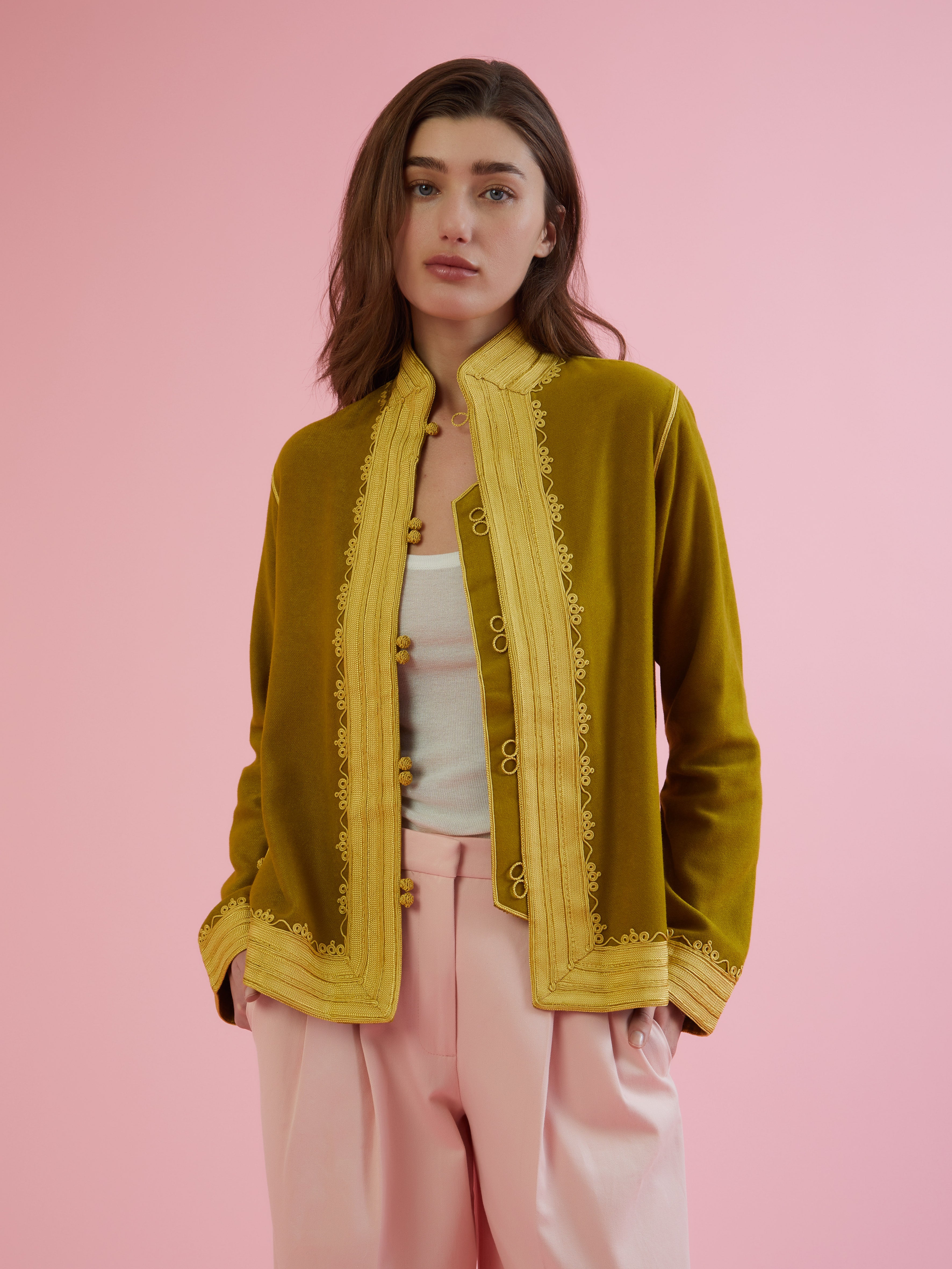 Embroidered in silk threads, Ethical fashion, craftsmanship, sustainable fashion, traditional fashion, ethnic fashion, moda etica, moda sostenibile, tecniche artigianali, moda tradizionale, moda etnica, fatto a mano, handmade, bohemian jacket, boho jacket, midseason jacket, giacca di mezza stagione, ricamo a mano, hand embroidery, silk embroidery, ricamo seta, moroccan jacket, giacca marocchina, collo coreana, giacca di velluto, velvet jacket, giacca di cashmere, cashmere jacket