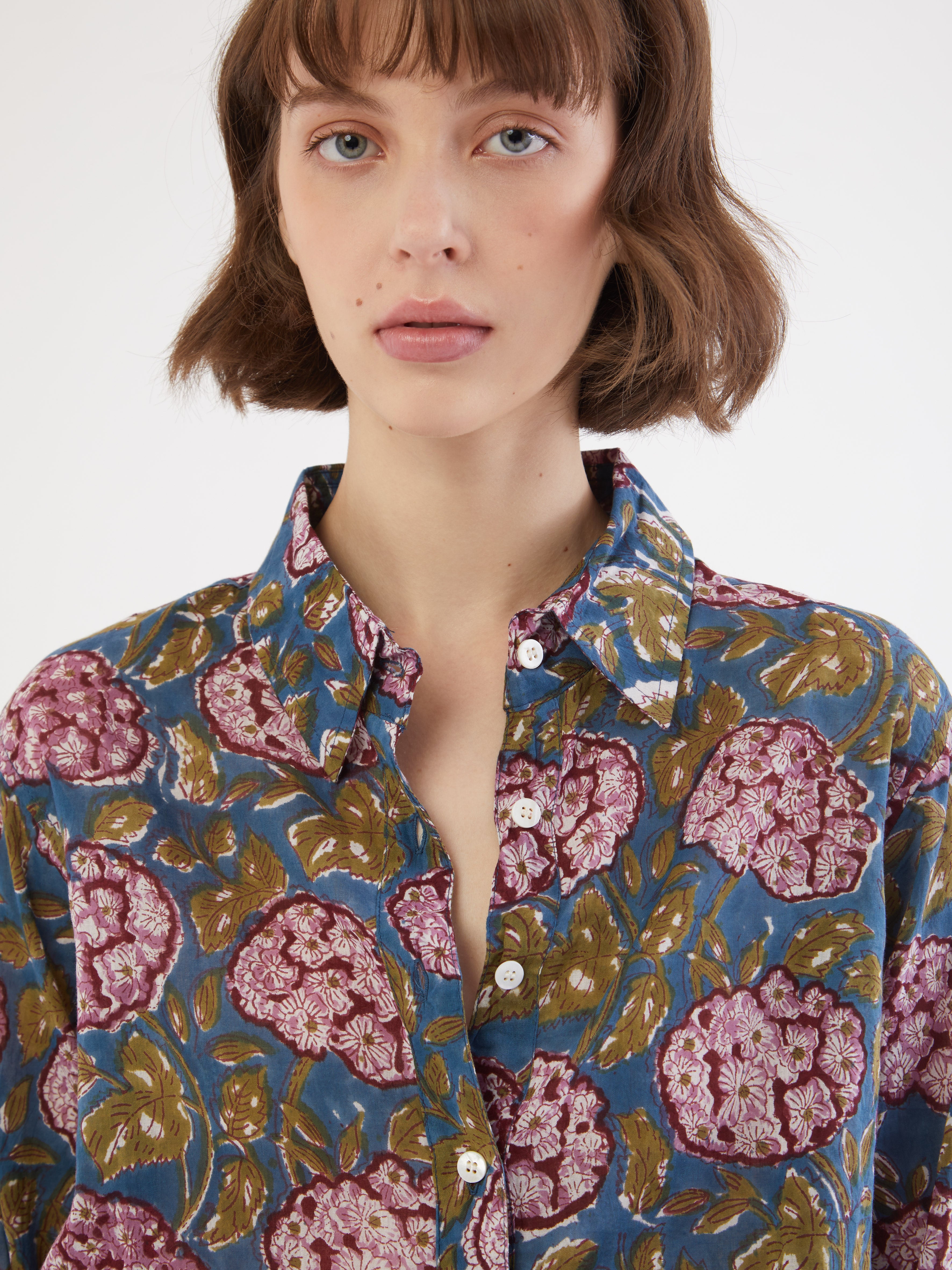 Cotton Shorts, Co-ord Set, India Crafted, Embroidered Details, Relaxed Fit, Wide-Leg Design, Elastic Waistband, Stylish Shorts, Casual Outing, Mix and Match, Coordinated Look, Green Shorts, Adjustable Waist, Side Pockets, Machine Washable, High-Quality Fabric, Comfortable Wear, Fashionable Style, Versatile Clothing, Unique Design, Handcrafted Details, Sustainable Fashion, Easy Care, Trendy Shorts, Stylish Embellishments, Chic Apparel, Fashion