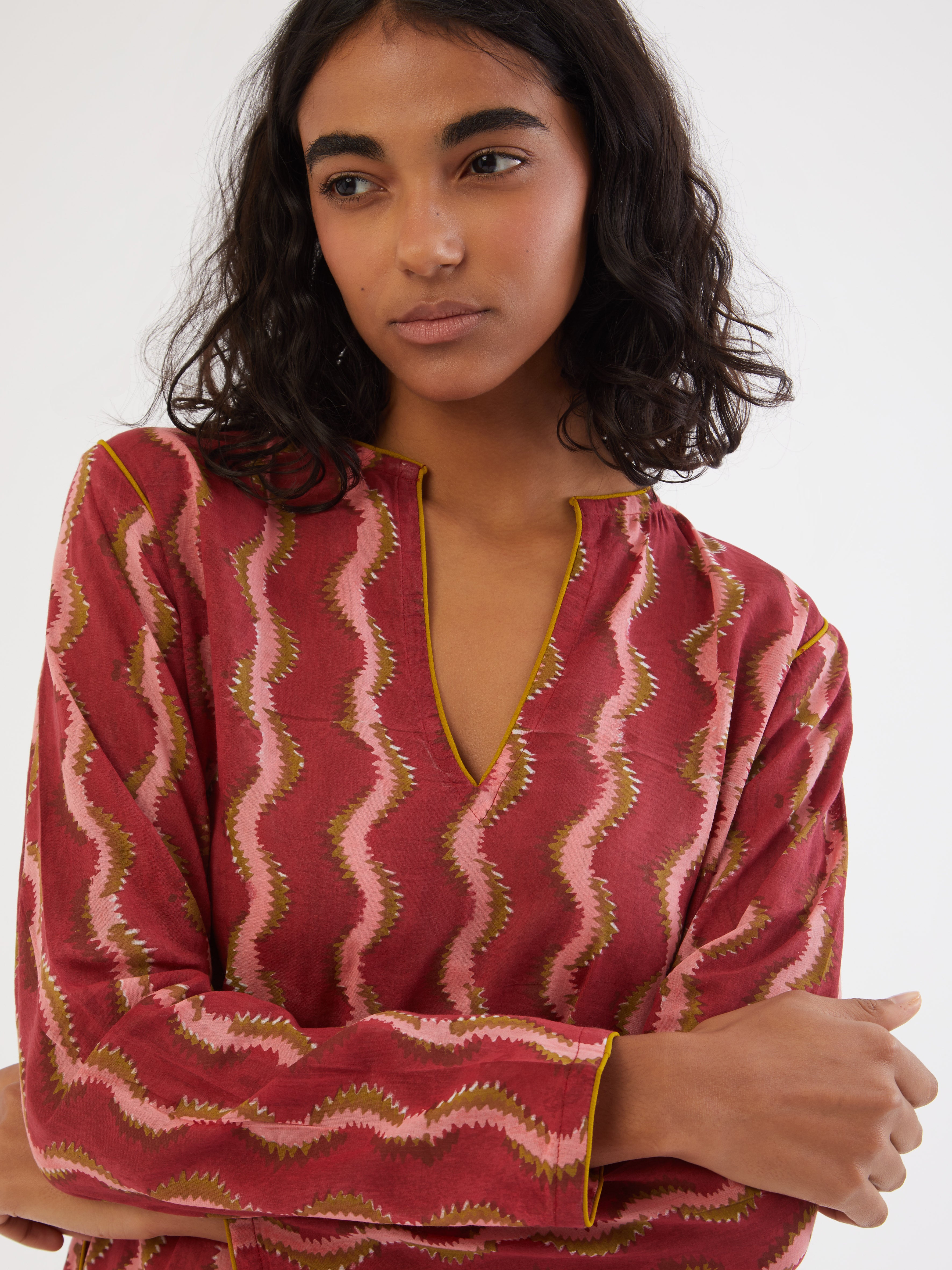 Ethical fashion, craftsmanship, sustainable fashion, traditional fashion, ethnic fashion, moda etica, moda sostenibile, tecniche artigianali, moda tradizionale, moda etnica, fatto a mano, handmade, kaftano, kaftan, beachwear, moda di spiaggia, summer wear, bohemian style, boho styile, stile bohemio, stile boho, resort wear, morocco, moda marochina, moroccan fashion, moroccan style, hand embroidery, ricamato a mano, ricamo, ricamo marocchino, moroccan embroidery, colorful kaftan, cotton kaftan, beach style. 