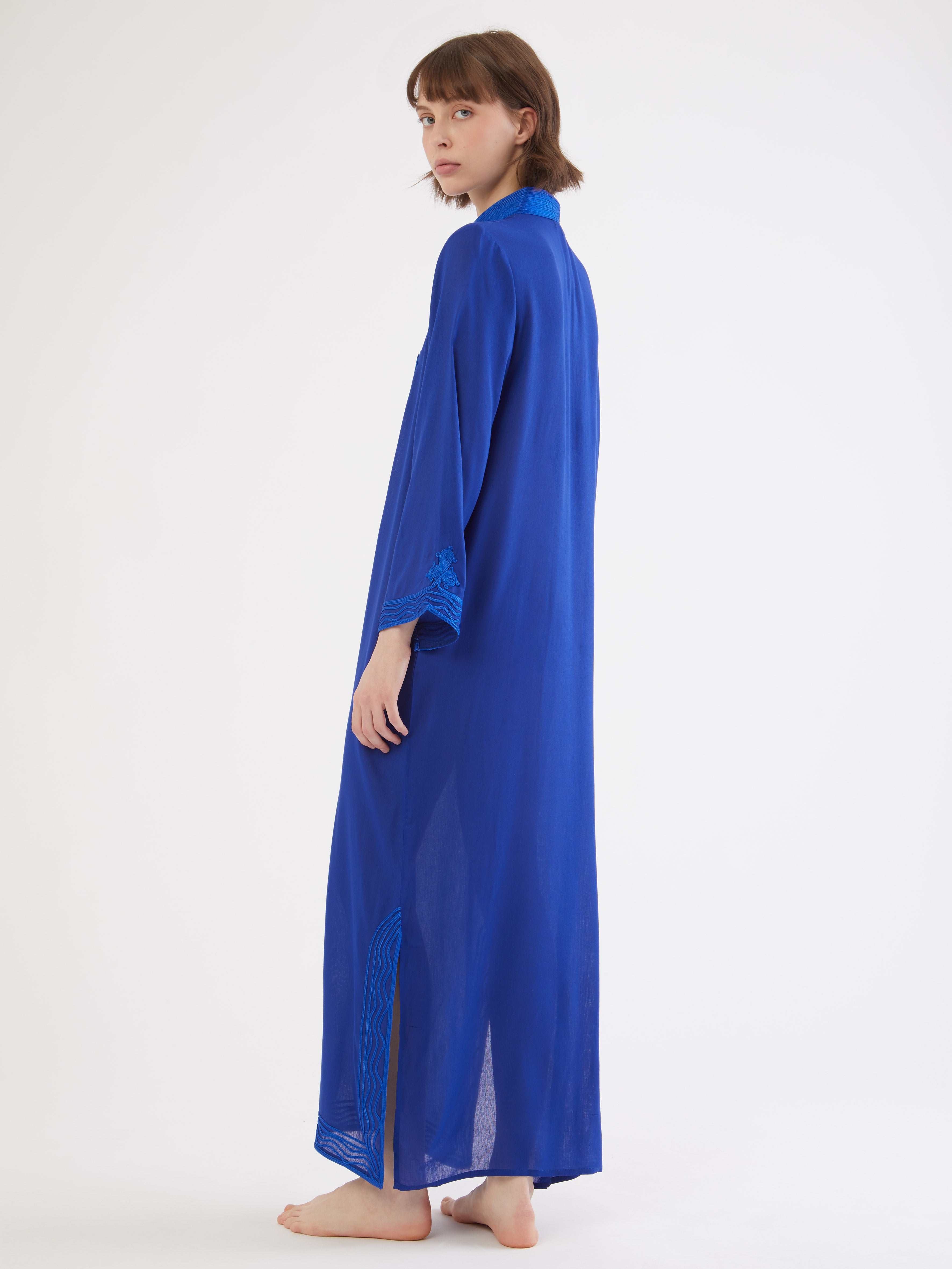 Ethical fashion, craftsmanship, sustainable fashion, traditional fashion, ethnic fashion, moda etica, moda sostenibile, tecniche artigianali, moda tradizionale, moda etnica, fatto a mano, handmade, kaftano, kaftan, beachwear, moda di spiaggia, summer wear, bohemian style, boho styile, stile bohemio, stile boho, resort wear, morocco, moda marochina, moroccan fashion, moroccan style, hand embroidery, ricamato a mano, ricamo, ricamo marocchino, moroccan embroidery, colorful kaftan, cotton kaftan, beach style. 