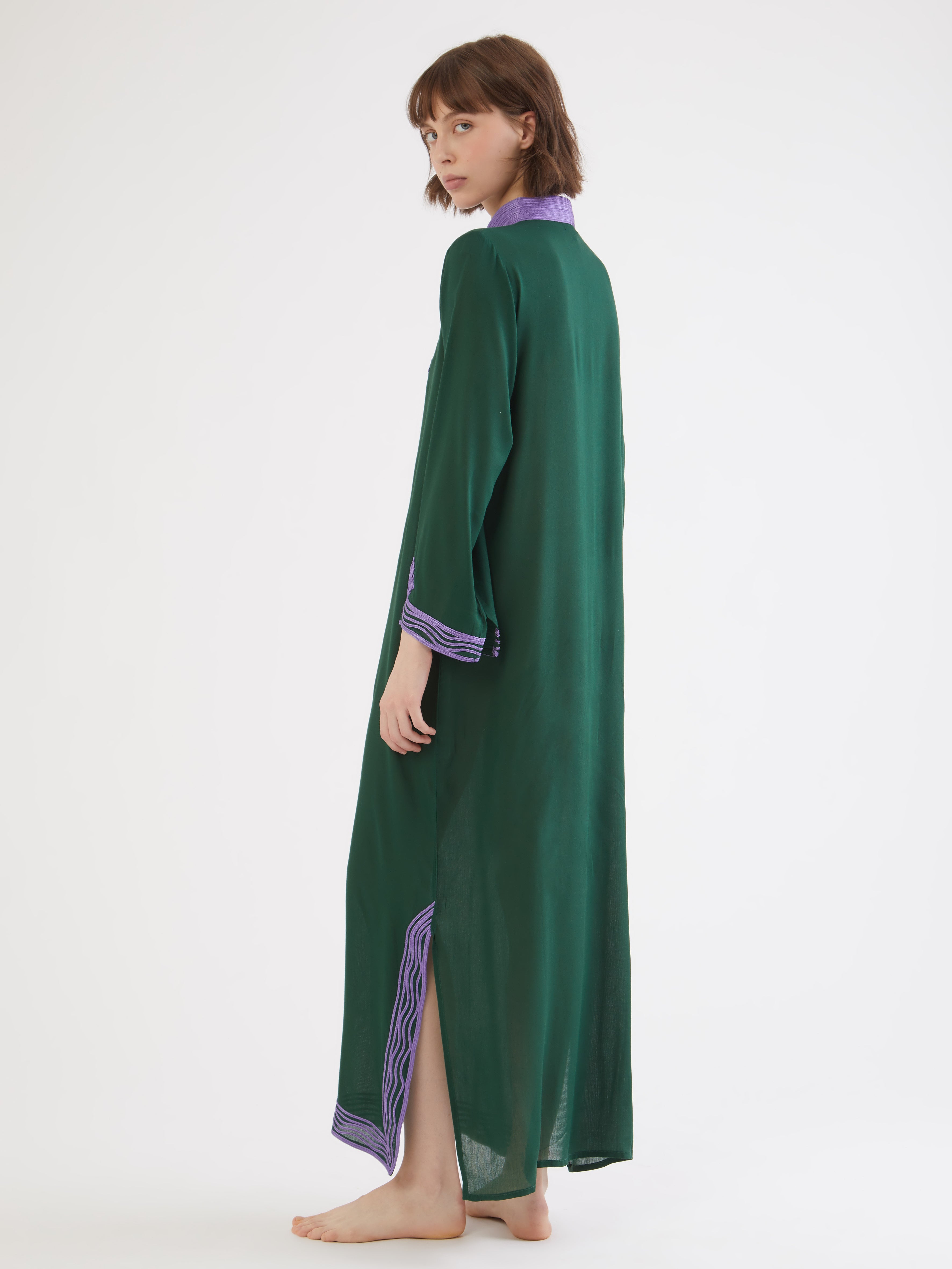 Ethical fashion, craftsmanship, sustainable fashion, traditional fashion, ethnic fashion, moda etica, moda sostenibile, tecniche artigianali, moda tradizionale, moda etnica, fatto a mano, handmade, kaftano, kaftan, beachwear, moda di spiaggia, summer wear, bohemian style, boho styile, stile bohemio, stile boho, resort wear, morocco, moda marochina, moroccan fashion, moroccan style, hand embroidery, ricamato a mano, ricamo, ricamo marocchino, moroccan embroidery, colorful kaftan, cotton kaftan, beach style. 