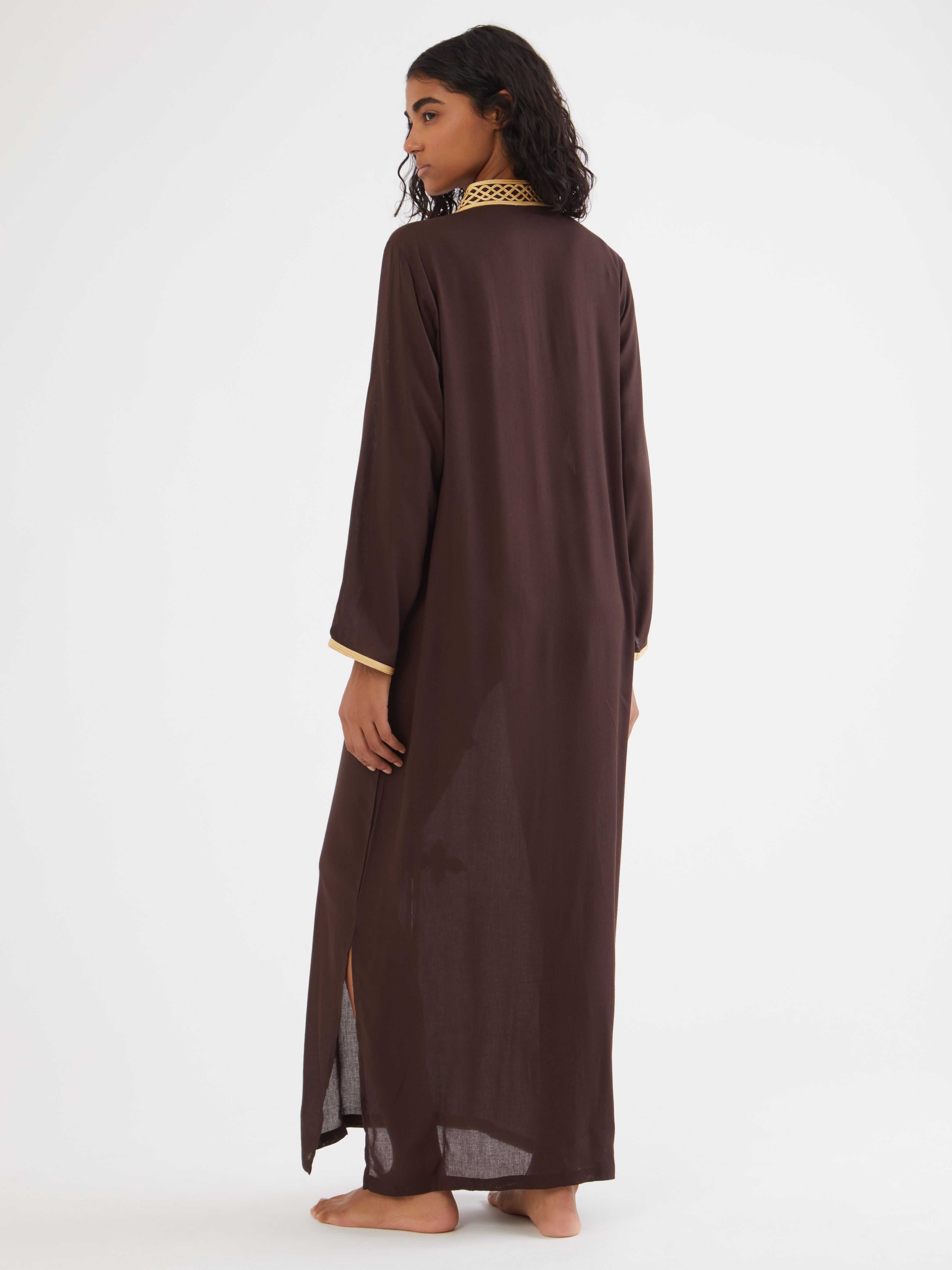 Ethical fashion, craftsmanship, sustainable fashion, traditional fashion, ethnic fashion, moda etica, moda sostenibile, tecniche artigianali, moda tradizionale, moda etnica, fatto a mano, handmade, kaftano, kaftan, beachwear, moda di spiaggia, summer wear, bohemian style, boho styile, stile bohemio, stile boho, resort wear, morocco, moda marochina, moroccan fashion, moroccan style, hand embroidery, ricamato a mano, ricamo, ricamo marocchino, moroccan embroidery, colorful kaftan, cotton kaftan, beach style. 