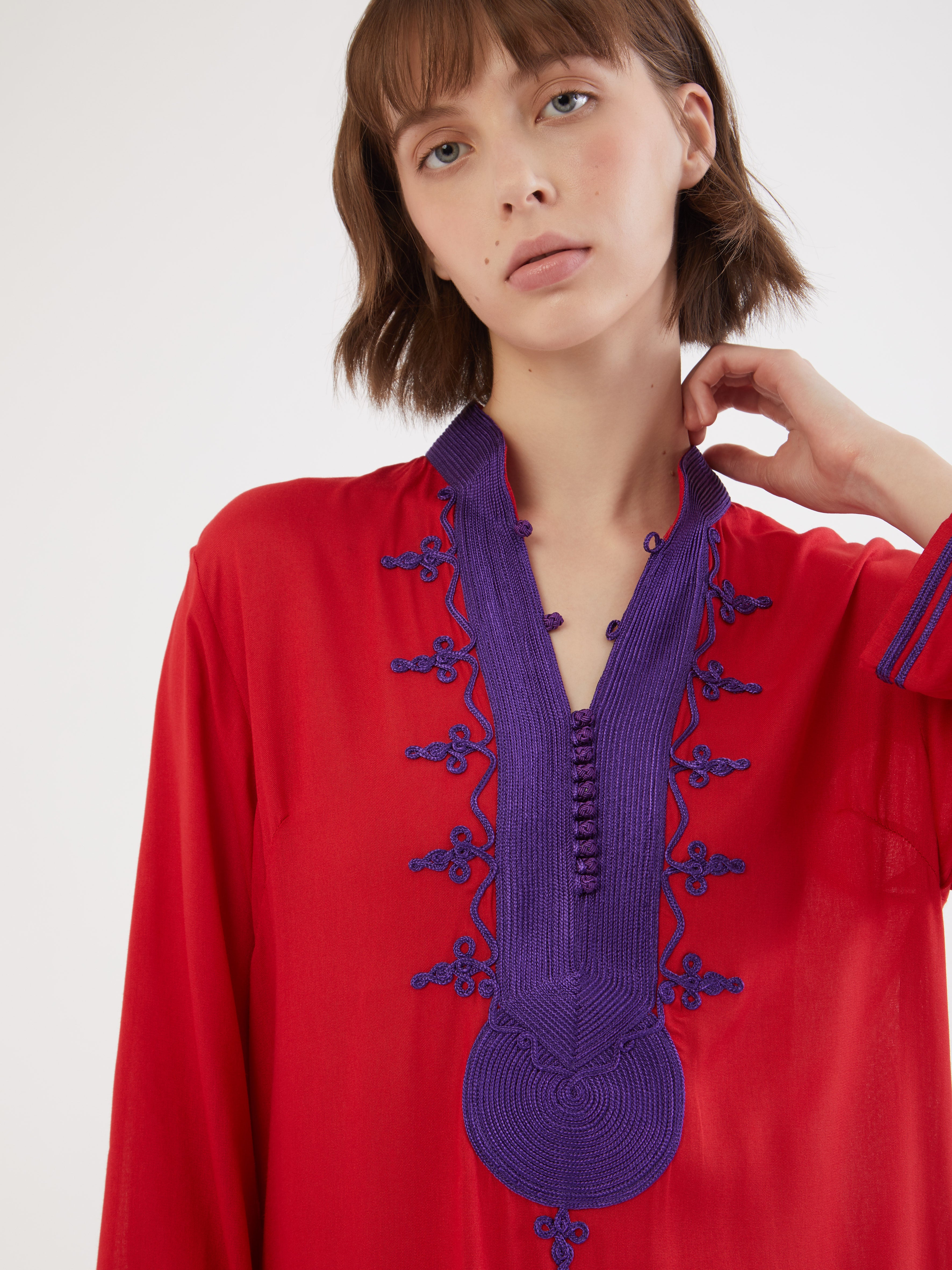 Ethical fashion, craftsmanship, sustainable fashion, traditional fashion, ethnic fashion, moda etica, moda sostenibile, tecniche artigianali, moda tradizionale, moda etnica, fatto a mano, handmade, kaftano, kaftan, beachwear, moda di spiaggia, summer wear, bohemian style, boho styile, stile bohemio, stile boho, resort wear, morocco, moda marochina, moroccan fashion, moroccan style, hand embroidery, ricamato a mano, ricamo, ricamo marocchino, moroccan embroidery, colorful kaftan, cotton kaftan, beach style. 