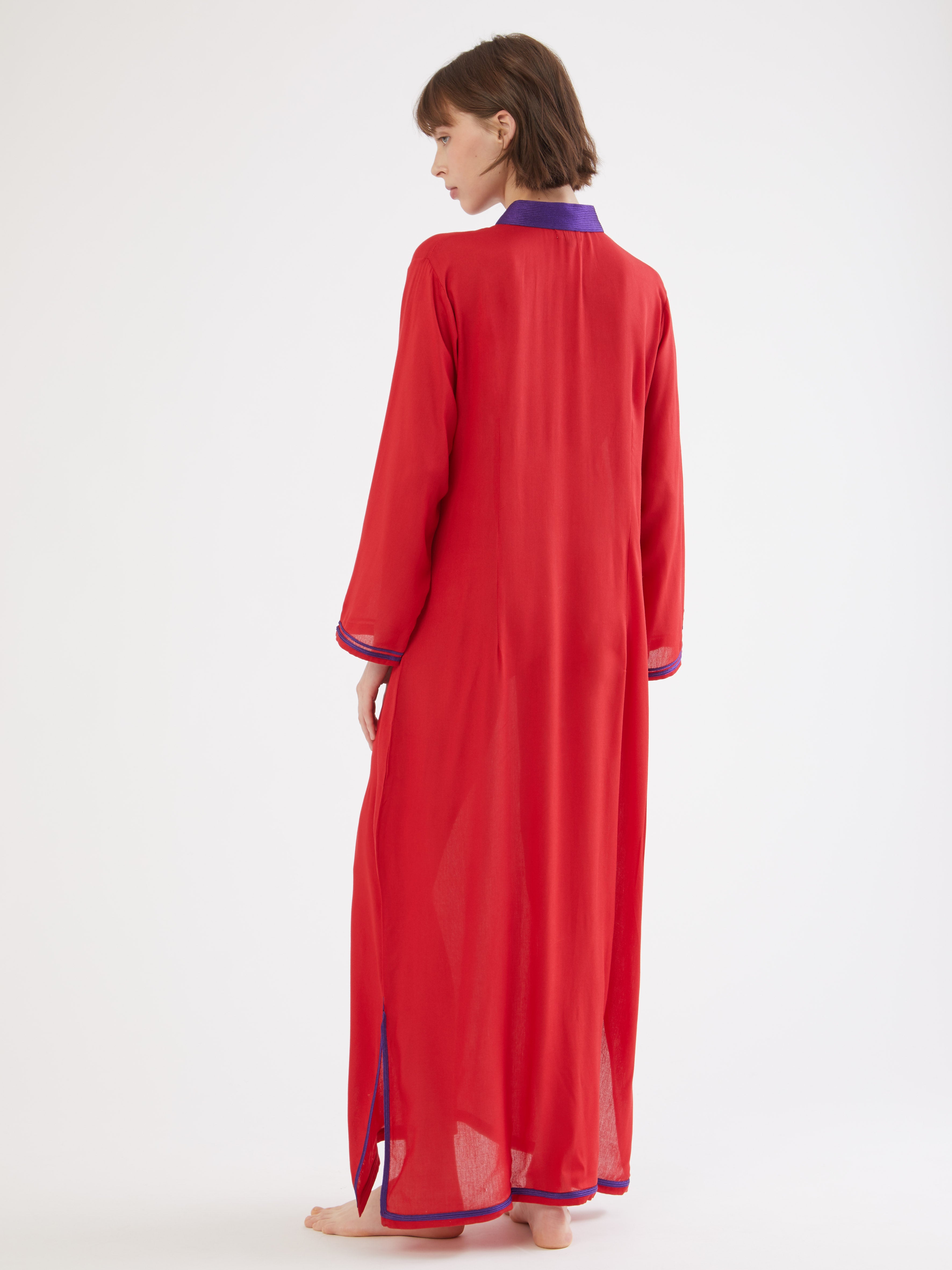 Ethical fashion, craftsmanship, sustainable fashion, traditional fashion, ethnic fashion, moda etica, moda sostenibile, tecniche artigianali, moda tradizionale, moda etnica, fatto a mano, handmade, kaftano, kaftan, beachwear, moda di spiaggia, summer wear, bohemian style, boho styile, stile bohemio, stile boho, resort wear, morocco, moda marochina, moroccan fashion, moroccan style, hand embroidery, ricamato a mano, ricamo, ricamo marocchino, moroccan embroidery, colorful kaftan, cotton kaftan, beach style. 