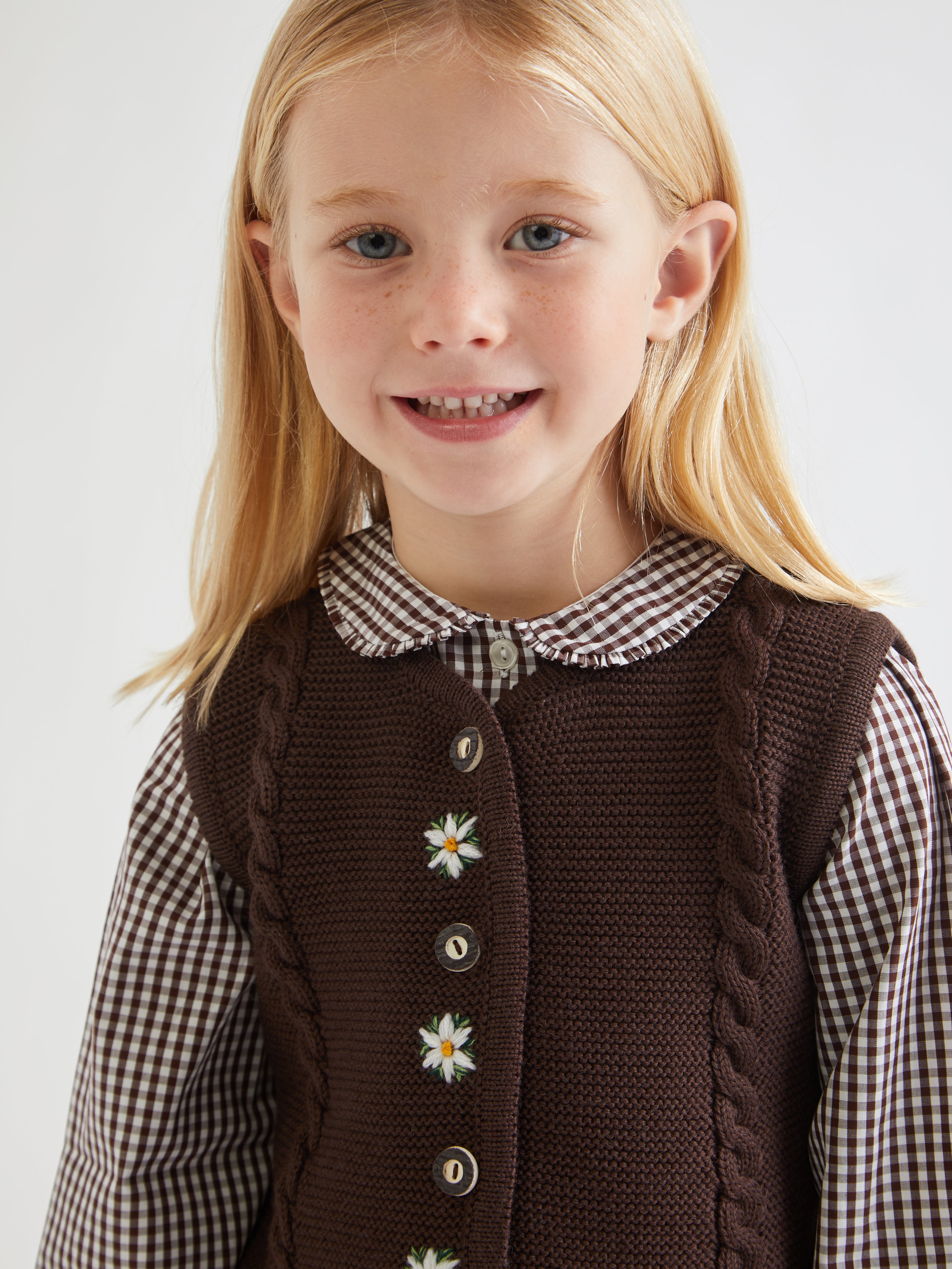 Hand made, fatto a mano, golf ricamato, embroidered sweater, knitwear, maglieria, knitted vest, Tyrolen sweater, traditional sweater, made in Italy, edelweiss, Stella alpina, mum and daughter, match with your daughter, mini me collection