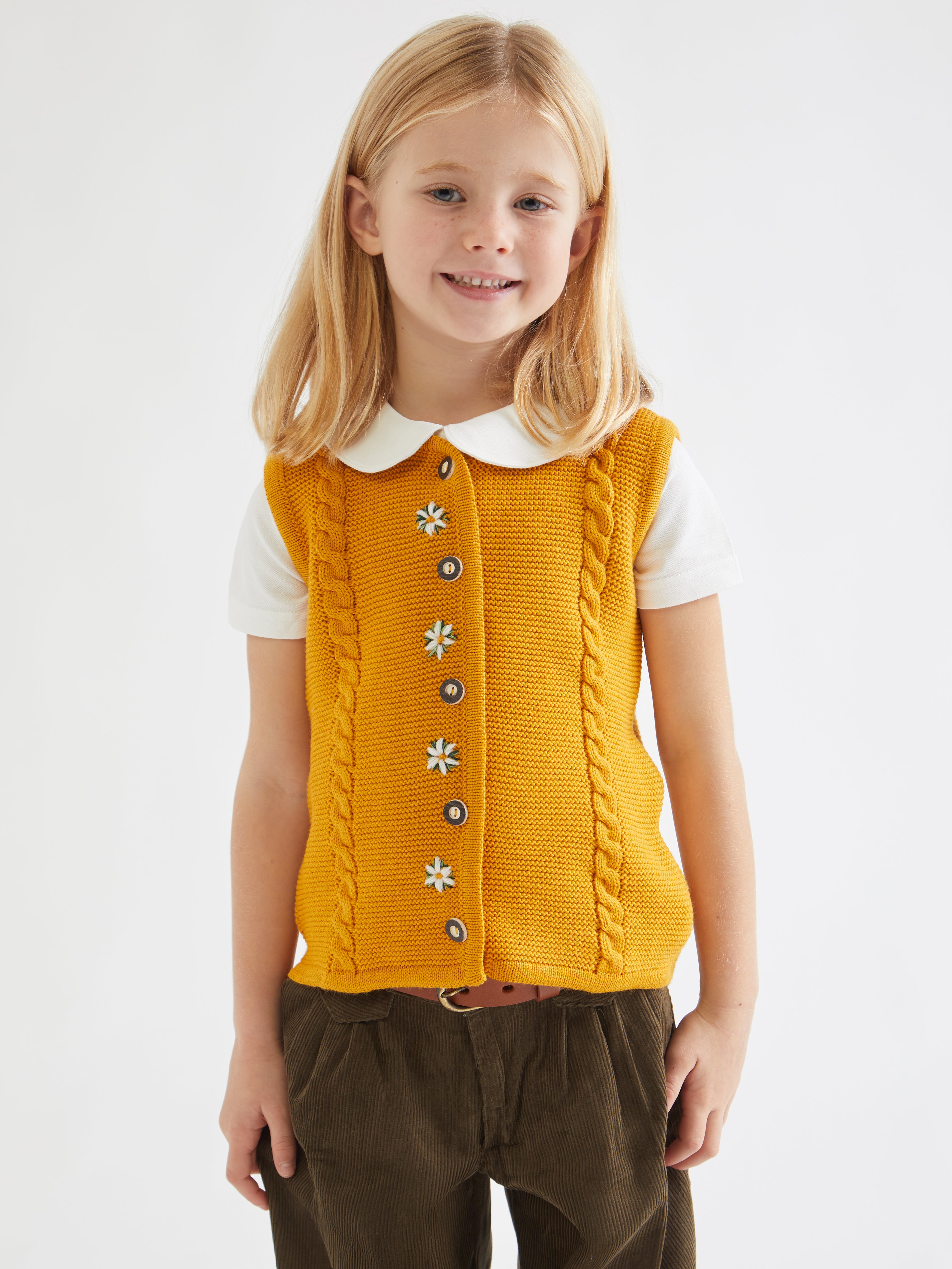 Hand made, fatto a mano, golf ricamato, embroidered sweater, knitwear, maglieria, knitted vest, Tyrolen sweater, traditional sweater, made in Italy, edelweiss, Stella alpina, mum and daughter, match with your daughter, mini me collection