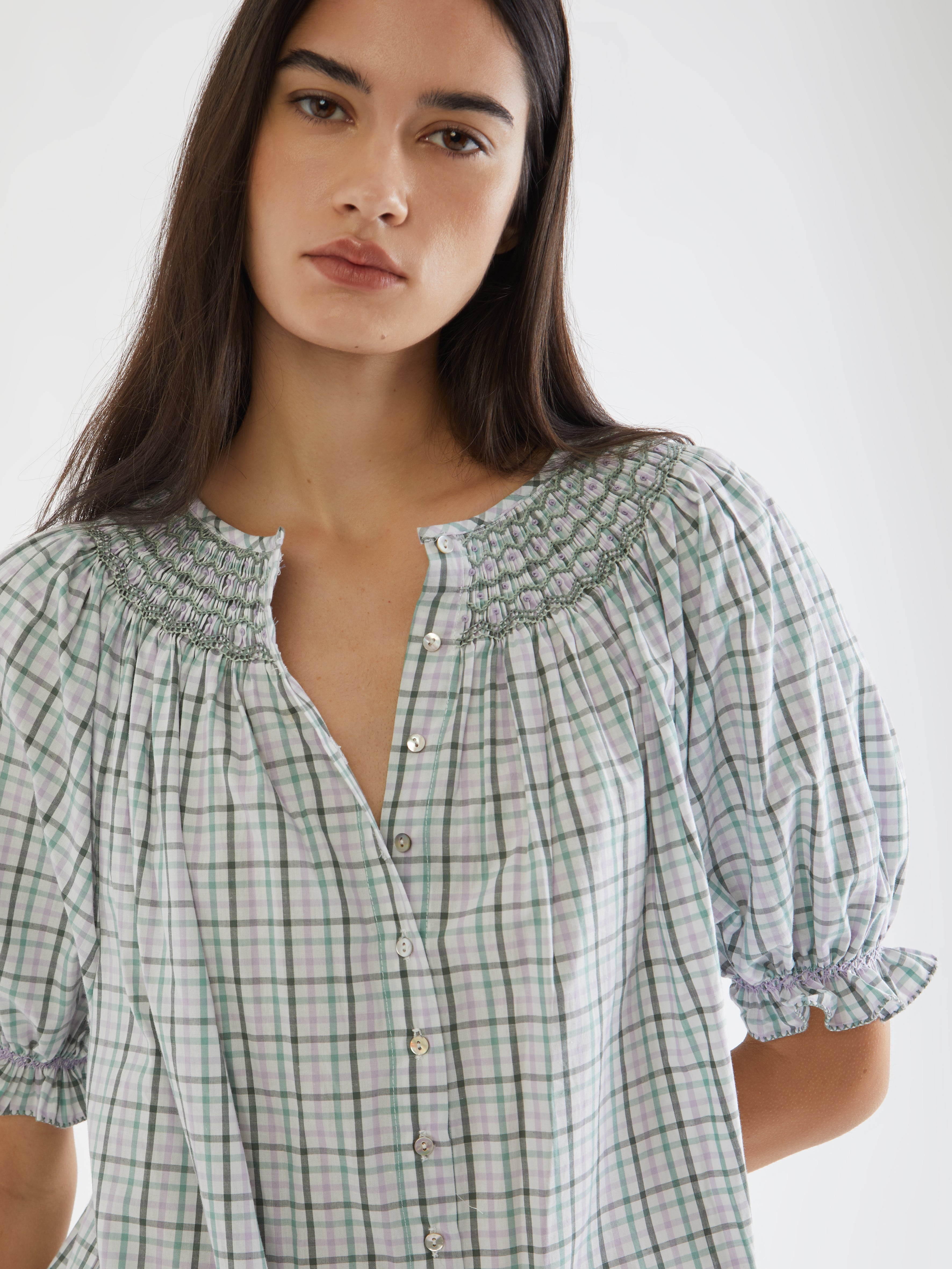 ETHICAL FASHION, CRAFTSMANSHIP, SUSTAINABLE FASHION, TRADITIONAL FASHION, ETHNIC FASHION, BOHEMIAN FASHION, MODA ETICA, MODA SOSTENIBILE, TECNICHE ARTIGIANALI, MODA TRADIZIONALE, MODA ETNICA, MADE IN MADAGASCAR, HANDMADE IN MADAGASCAR, COTTON NIGHTDRESS, COTTON NIGHTGOWN, CAMICIA DA NOTTE IN COTONE, PIGIAMA DI COTONE, COTTON PAJAMA, NIGHTWEAR, SLEEPWEAR, FASHION PAJAMA, PUNTO SMOCK, SMOKED, SMOCKED, HAND EMBROIDERED, RICAMATO A MANO, MUM AND DAUGHTER, MINE ME COLLECTION, MATCHIN WITH MUM, 