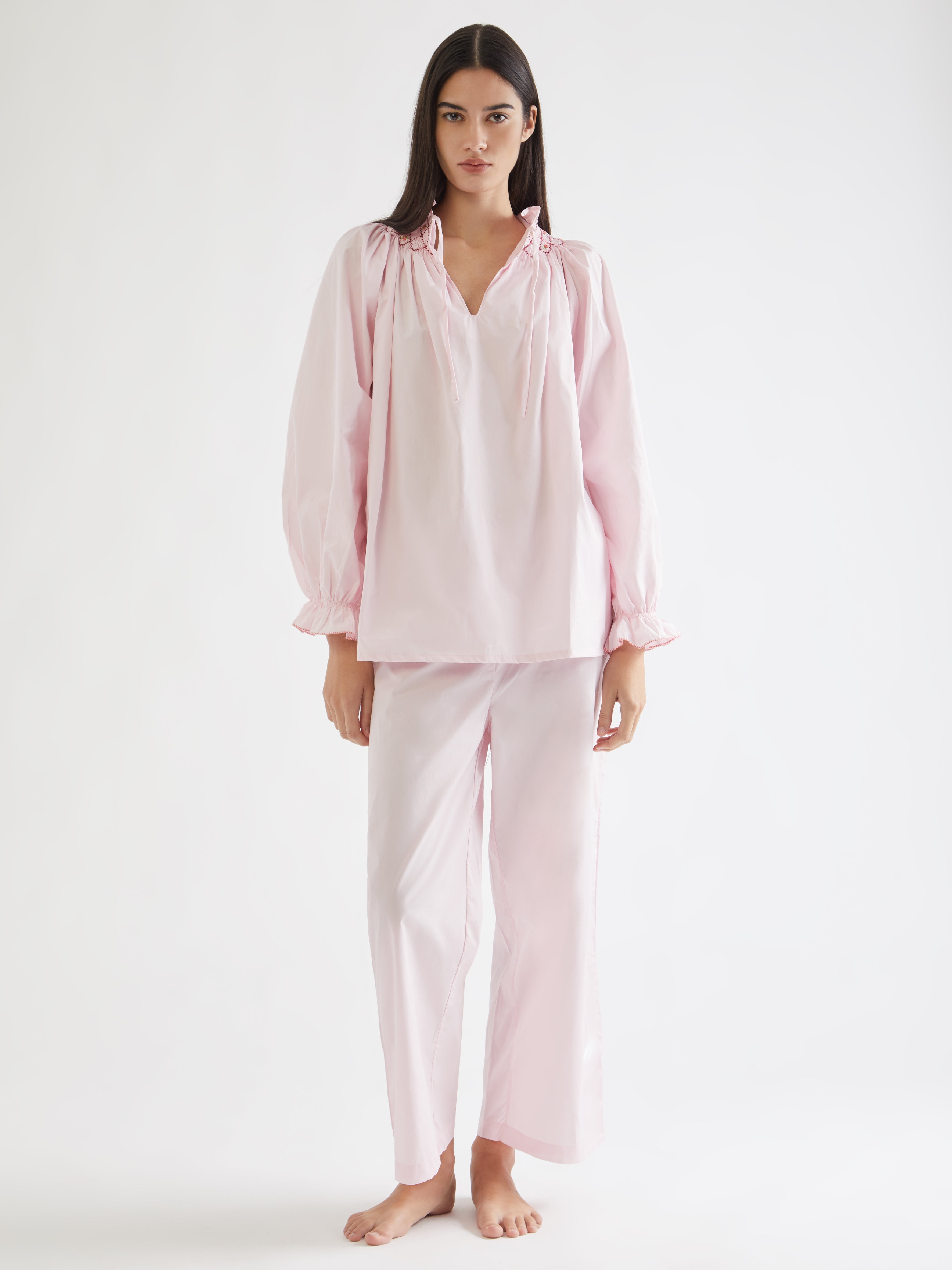 ETHICAL FASHION, CRAFTSMANSHIP, SUSTAINABLE FASHION, TRADITIONAL FASHION, ETHNIC FASHION, BOHEMIAN FASHION, MODA ETICA, MODA SOSTENIBILE, TECNICHE ARTIGIANALI, MODA TRADIZIONALE, MODA ETNICA, MADE IN MADAGASCAR, HANDMADE IN MADAGASCAR, COTTON NIGHTDRESS, COTTON NIGHTGOWN, CAMICIA DA NOTTE IN COTONE, PIGIAMA DI COTONE, COTTON PAJAMA, NIGHTWEAR, SLEEPWEAR, FASHION PAJAMA, PUNTO SMOCK, SMOKED, SMOCKED, HAND EMBROIDERED, RICAMATO A MANO, MUM AND DAUGHTER, MINE ME COLLECTION, MATCHIN WITH MUM, 