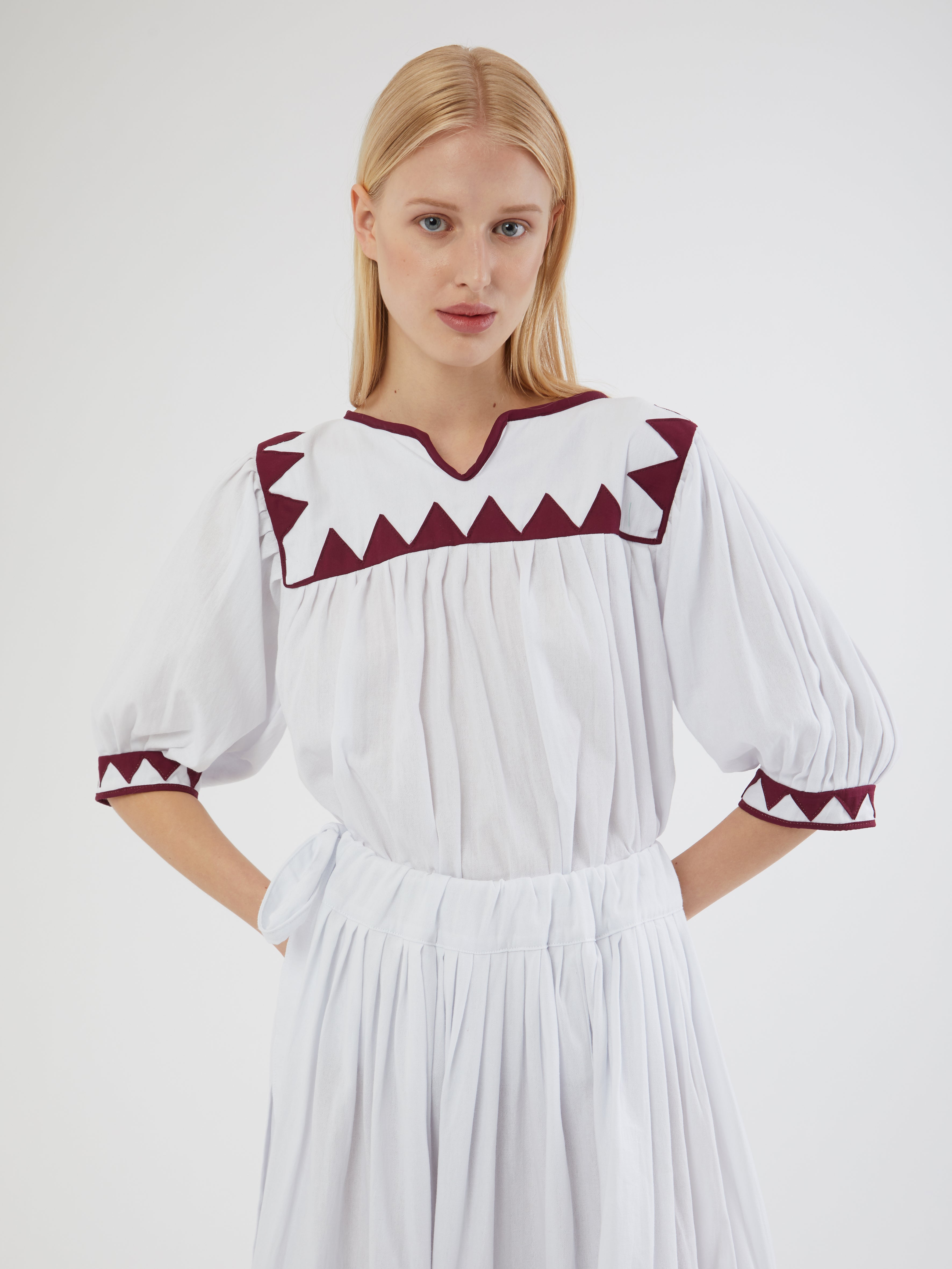 ETHICAL FASHION, CRAFTSMANSHIP, SUSTAINABLE FASHION, TRADITIONAL FASHION, ETHNIC FASHION, BOHEMIAN FASHION, MODA ETICA, MODA SOSTENIBILE, TECNICHE ARTIGIANALI, MODA TRADIZIONALE, MODA ETNICA, BOHEMIAN DRESS, MADE IN MEXICO, HANDMADE IN MEXICO, RARAMURI, RICAMATO A MANO, HAND ENBROIDERED, COLORFUL DRESS, RESORT WEAR, Tarahumara COMMUNITY, Chihuahua, EMPOWERING WOMEN