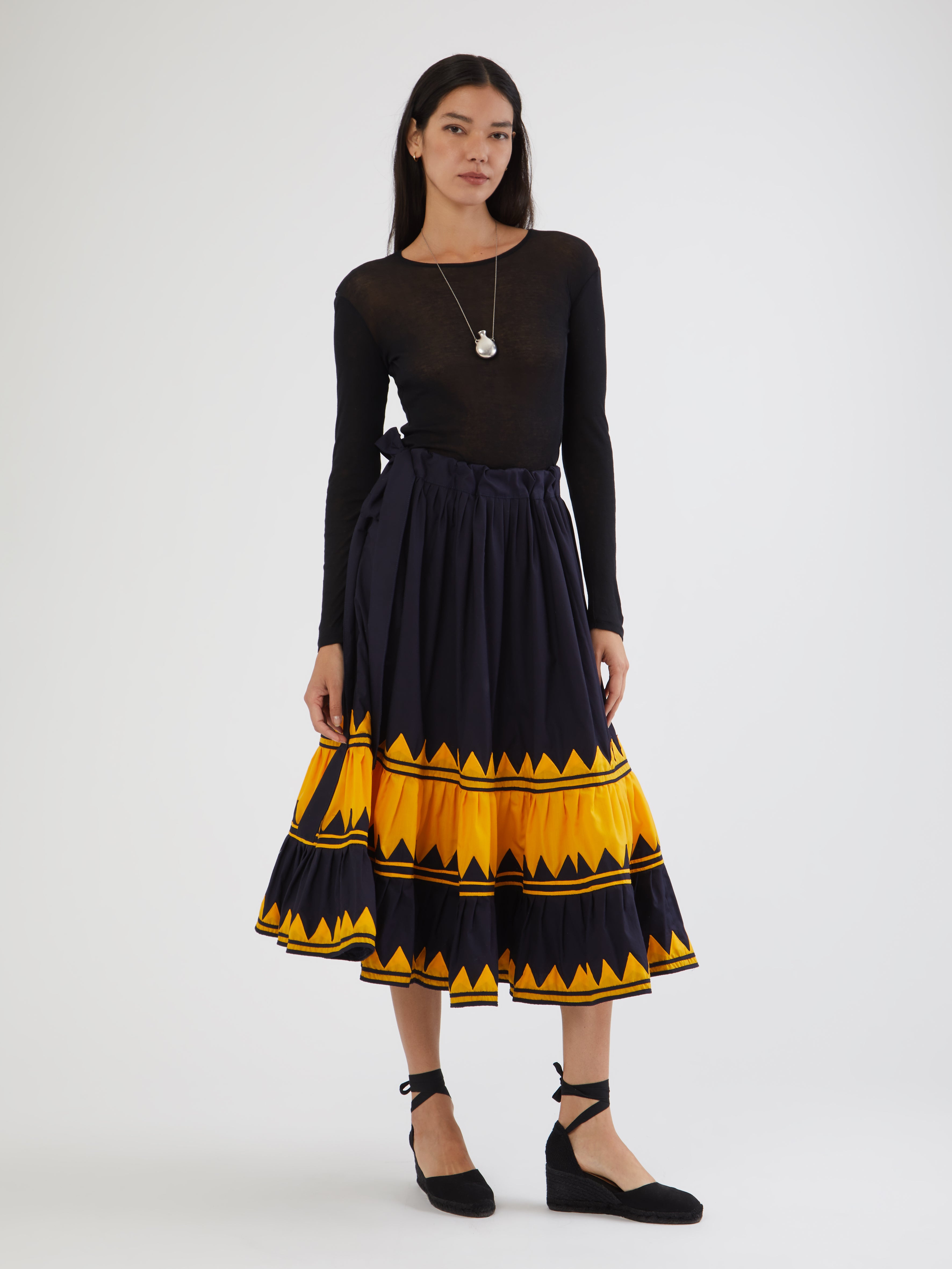 ETHICAL FASHION, CRAFTSMANSHIP, SUSTAINABLE FASHION, TRADITIONAL FASHION, ETHNIC FASHION, BOHEMIAN FASHION, MODA ETICA, MODA SOSTENIBILE, TECNICHE ARTIGIANALI, MODA TRADIZIONALE, MODA ETNICA, BOHEMIAN DRESS, MADE IN MEXICO, HANDMADE IN MEXICO, RARAMURI, RICAMATO A MANO, HAND ENBROIDERED, COLORFUL DRESS, RESORT WEAR, Tarahumara COMMUNITY, Chihuahua, EMPOWERING WOMEN