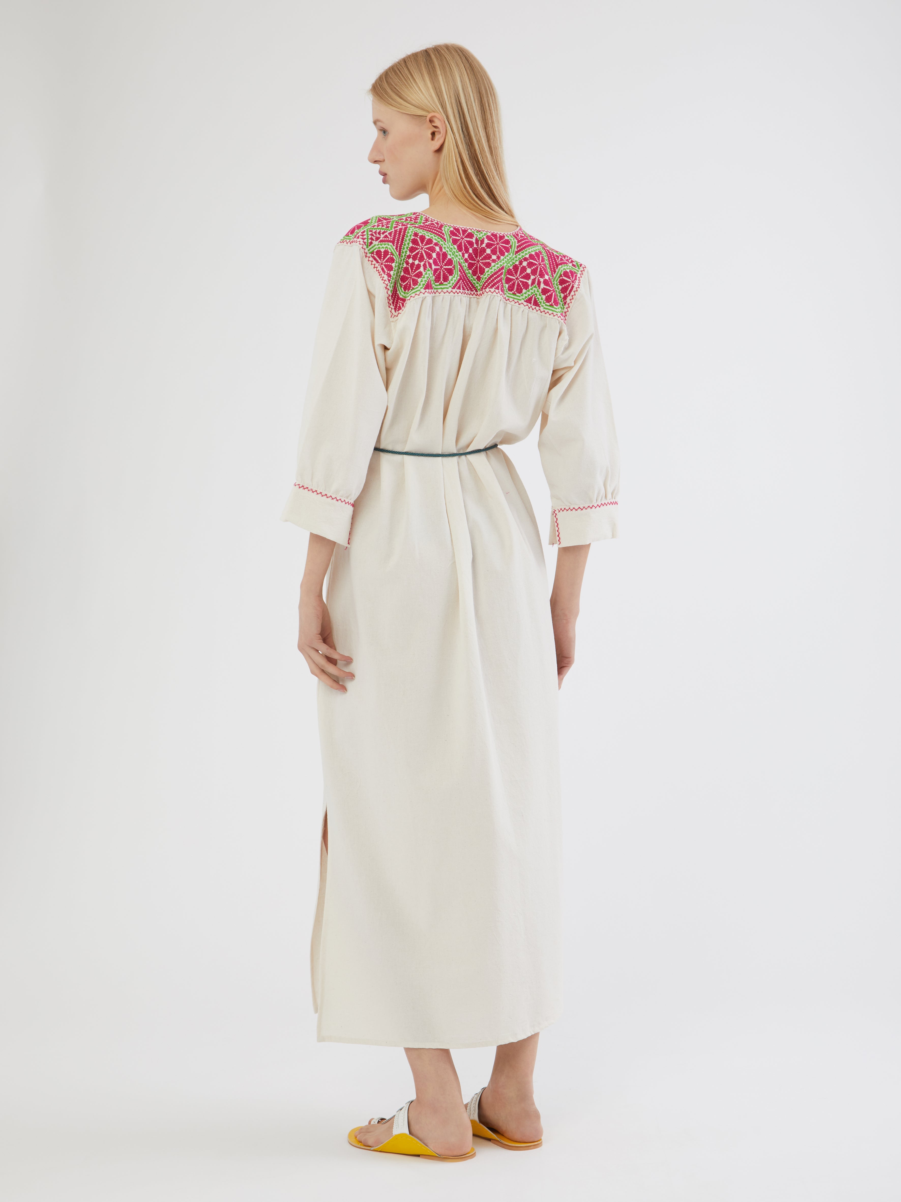 ETHICAL FASHION, CRAFTSMANSHIP, SUSTAINABLE FASHION, TRADITIONAL FASHION, ETHNIC FASHION, BOHEMIAN FASHION, MODA ETICA, MODA SOSTENIBILE, TECNICHE ARTIGIANALI, MODA TRADIZIONALE, MODA ETNICA, BOHEMIAN DRESS, MADE IN MEXICO, HANDMADE IN MEXICO, CHENTENA DRESS, RICAMATO A MANO, EMBROIDERED KAFTAN, HAND ENBROIDERED, COLORFUL DRESS,  BEACHWEAR, RESORT WEAR, ABITI DA SPIAGGIA, MINI ME, DRESS LIKE MUM, MUM & DAUGHTER