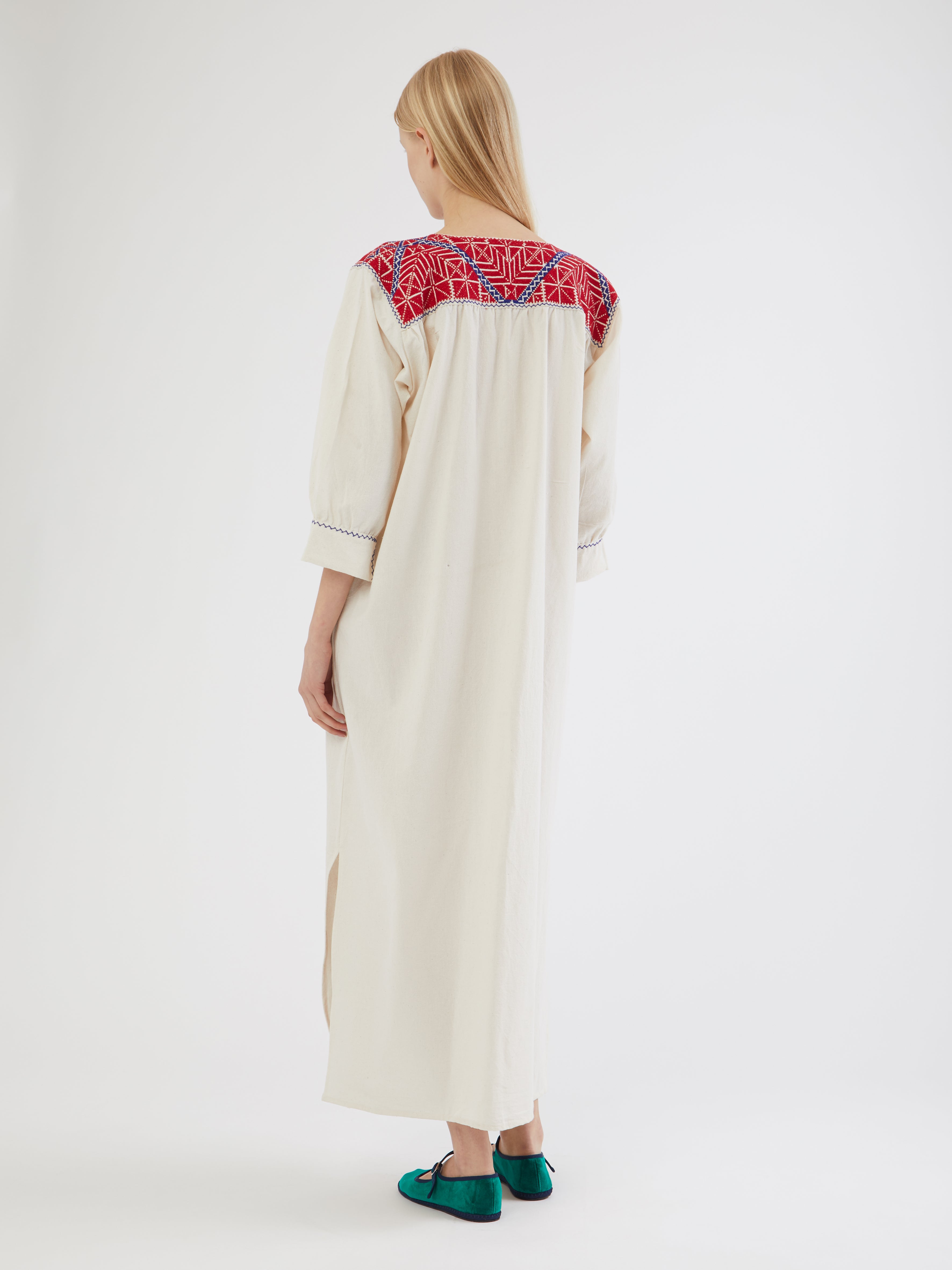 ETHICAL FASHION, CRAFTSMANSHIP, SUSTAINABLE FASHION, TRADITIONAL FASHION, ETHNIC FASHION, BOHEMIAN FASHION, MODA ETICA, MODA SOSTENIBILE, TECNICHE ARTIGIANALI, MODA TRADIZIONALE, MODA ETNICA, BOHEMIAN DRESS, MADE IN MEXICO, HANDMADE IN MEXICO, CHENTENA DRESS, RICAMATO A MANO, EMBROIDERED KAFTAN, HAND ENBROIDERED, COLORFUL DRESS,  BEACHWEAR, RESORT WEAR, ABITI DA SPIAGGIA, MINI ME, DRESS LIKE MUM, MUM & DAUGHTER