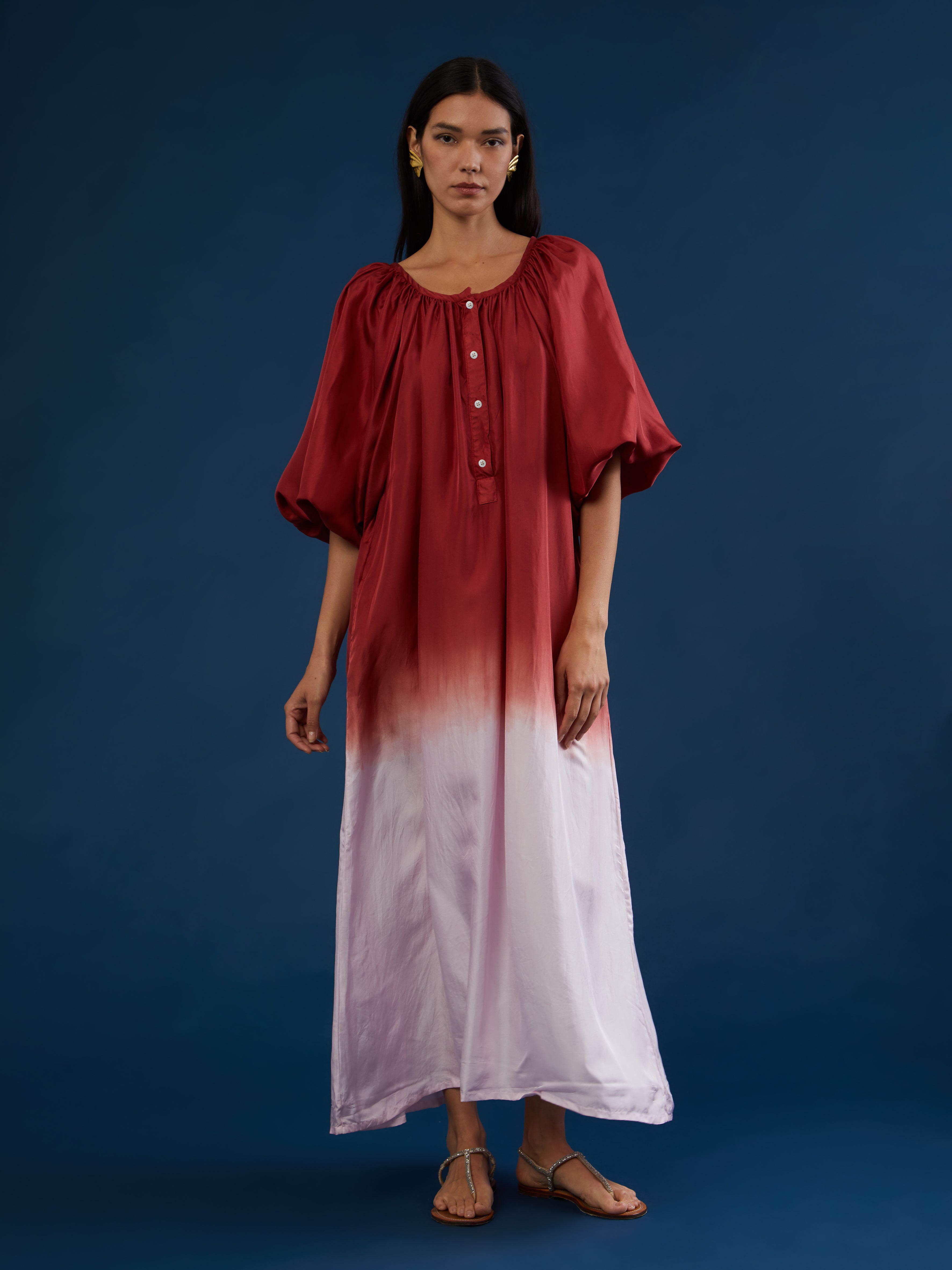 Ethical fashion, craftsmanship, sustainable fashion, traditional fashion, ethnic fashion, moda etica, moda sostenibile, tecniche artigianali, moda tradizionale, moda etnica, fatto a mano, handmade, kaftano, kaftan, beachwear, moda di spiaggia, summer wear, bohemian style, boho styile, stile bohemio, stile boho, resort wear, india, moda indiana, indian fashion, hand dye, tie dye, colorful kaftan, silk kaftan, beach style, hand printed
