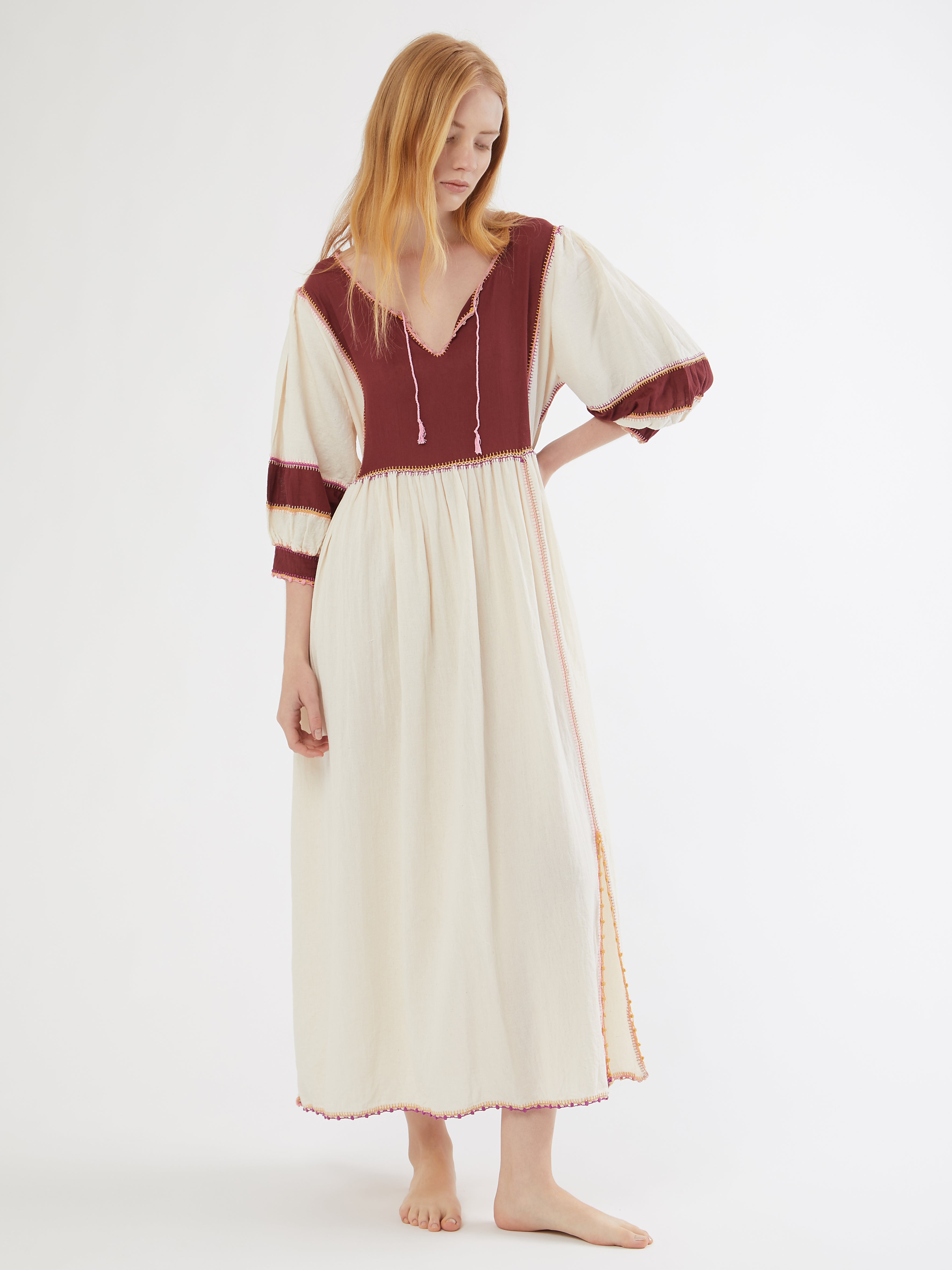 ETHICAL FASHION, CRAFTSMANSHIP, SUSTAINABLE FASHION, TRADITIONAL FASHION, ETHNIC FASHION, BOHEMIAN FASHION, MODA ETICA, MODA SOSTENIBILE, TECNICHE ARTIGIANALI, MODA TRADIZIONALE, MODA ETNICA, BOHEMIAN DRESS, MADE IN MEXICO, HANDMADE IN MEXICO, ZAPOTECA, RICAMATO A MANO, HAND ENBROIDERED, COLORFUL DRESS, RESORT WEAR, Tarahumara COMMUNITY, Chihuahua, EMPOWERING WOMEN, OXACA