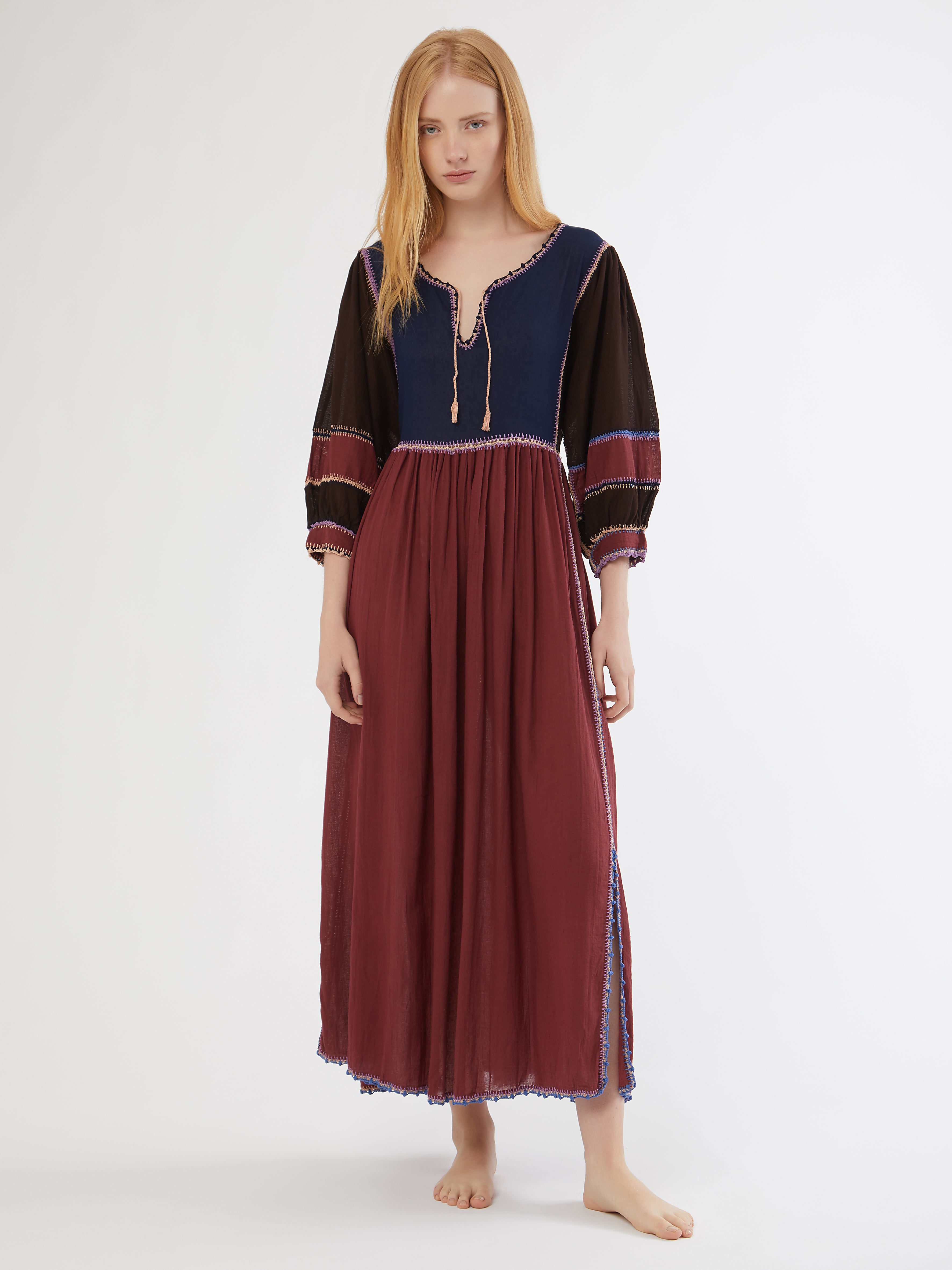 ETHICAL FASHION, CRAFTSMANSHIP, SUSTAINABLE FASHION, TRADITIONAL FASHION, ETHNIC FASHION, BOHEMIAN FASHION, MODA ETICA, MODA SOSTENIBILE, TECNICHE ARTIGIANALI, MODA TRADIZIONALE, MODA ETNICA, BOHEMIAN DRESS, MADE IN MEXICO, HANDMADE IN MEXICO, ZAPOTECA, RICAMATO A MANO, HAND ENBROIDERED, COLORFUL DRESS, RESORT WEAR, Tarahumara COMMUNITY, Chihuahua, EMPOWERING WOMEN, OXACA