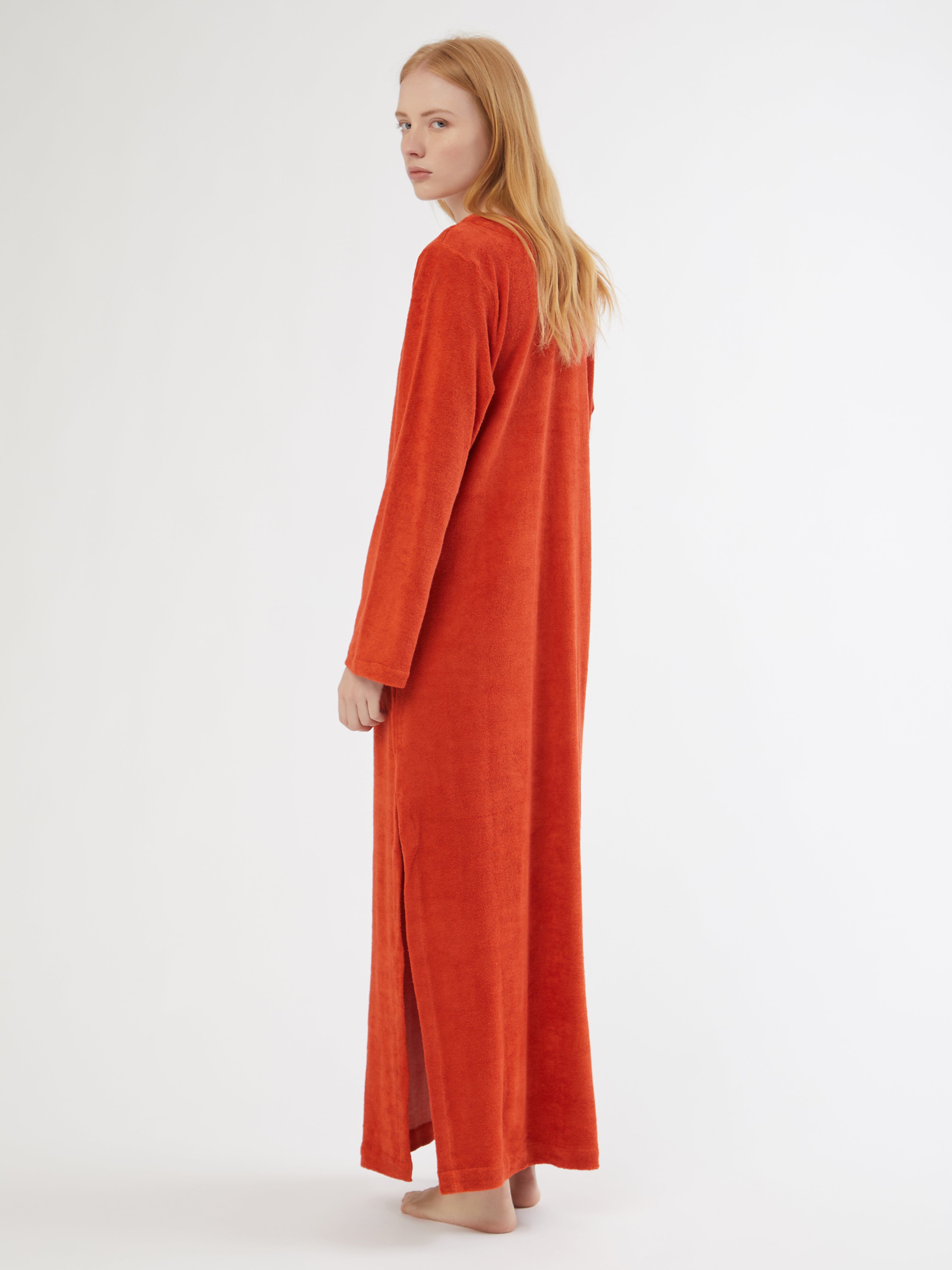 Ethical fashion, craftsmanship, sustainable fashion, traditional fashion, ethnic fashion, moda etica, moda sostenibile, tecniche artigianali, moda tradizionale, moda etnica, fatto a mano, handmade, kaftano, kaftan, beachwear, moda di spiaggia, summer wear, bohemian style, boho styile, stile bohemio, stile boho, resort wear, india, moda indiana, indian fashion, hand dye, tie dye, colorful kaftan, silk kaftan, beach style, hand printed