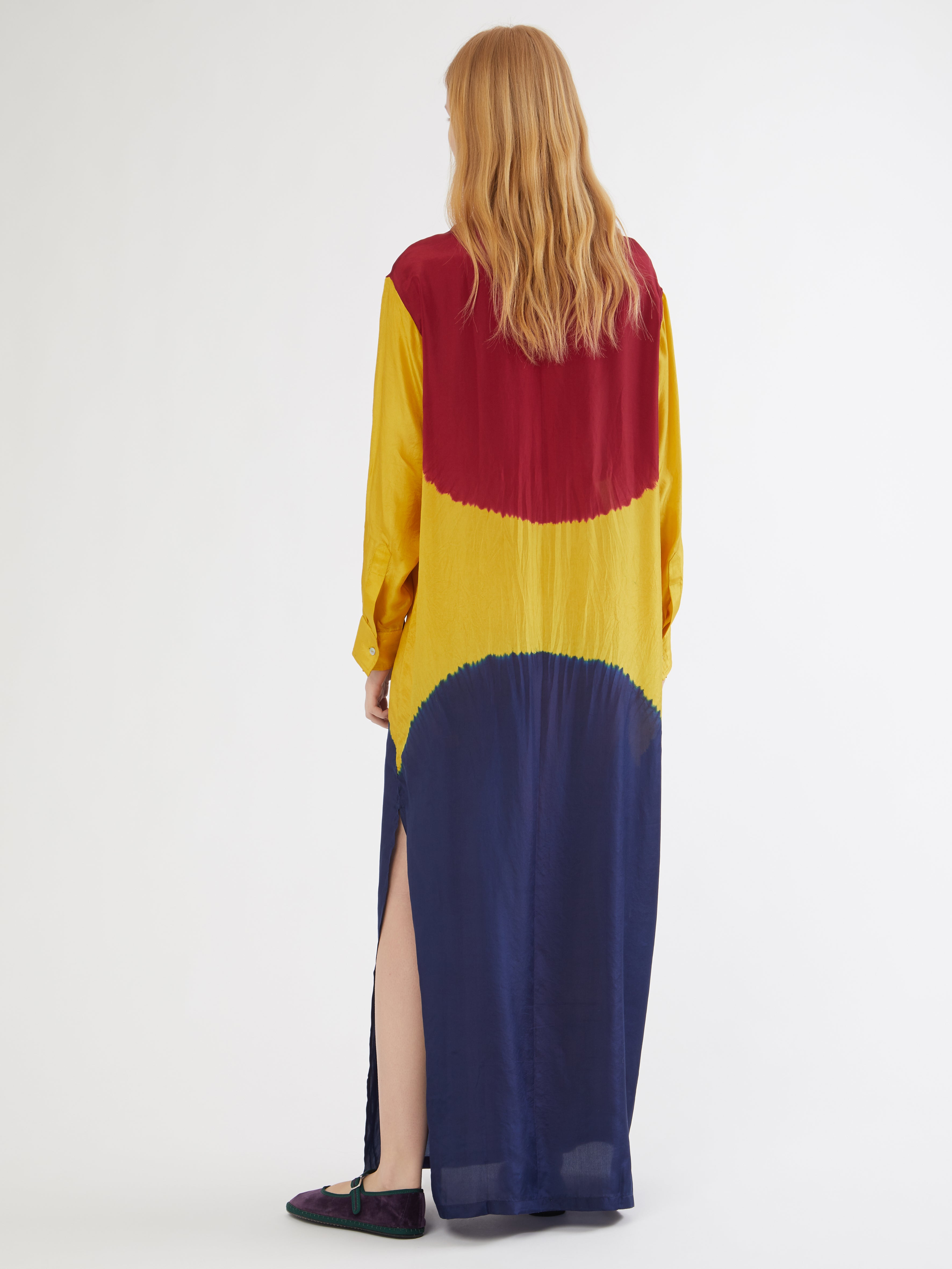 Ethical fashion, craftsmanship, sustainable fashion, traditional fashion, ethnic fashion, moda etica, moda sostenibile, tecniche artigianali, moda tradizionale, moda etnica, fatto a mano, handmade, kaftano, kaftan, beachwear, moda di spiaggia, summer wear, bohemian style, boho styile, stile bohemio, stile boho, resort wear, india, moda indiana, indian fashion, hand dye, tie dye, colorful kaftan, silk kaftan, beach style, hand printed