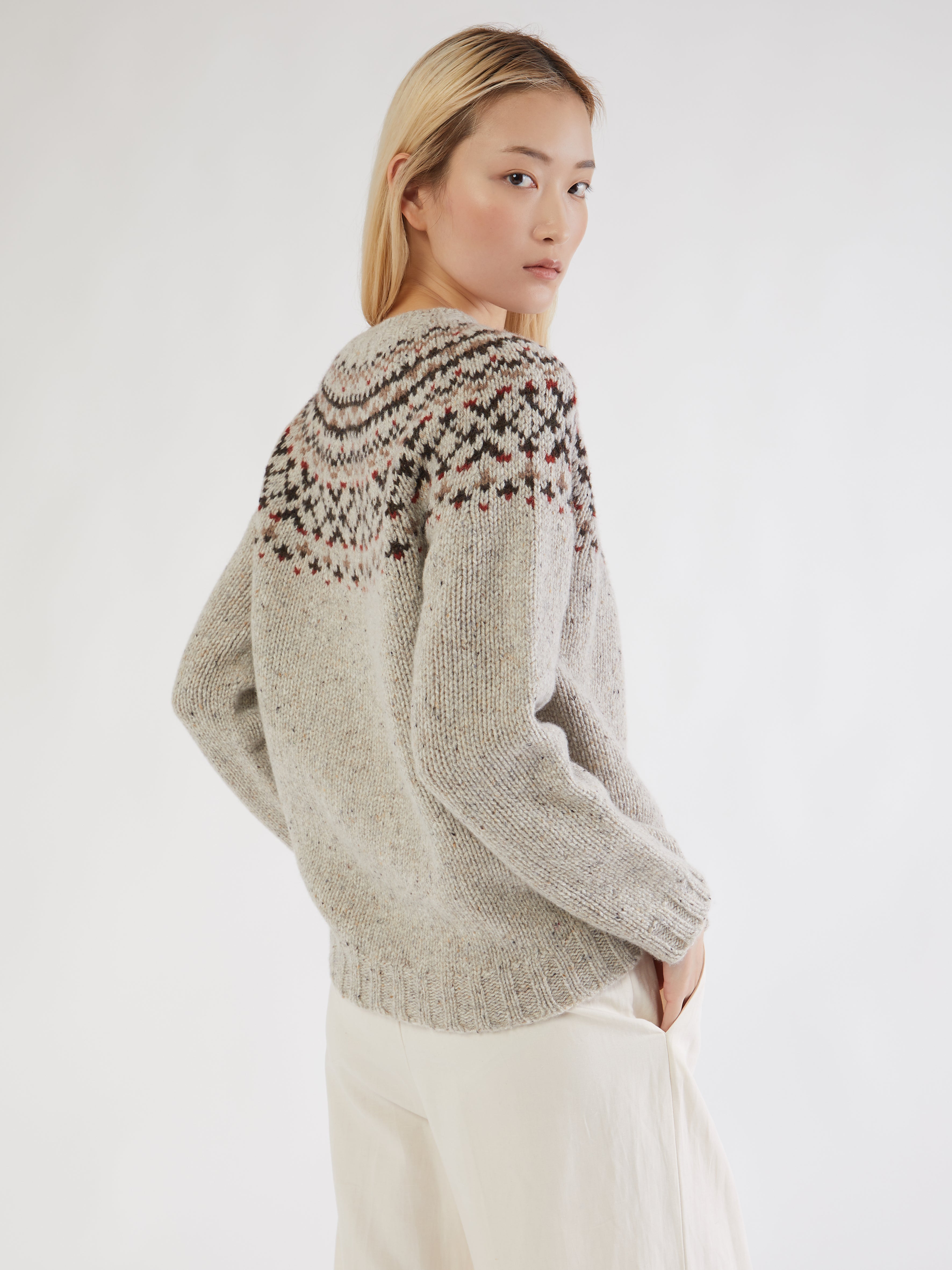 ETHICAL FASHION, CRAFTSMANSHIP, SUSTAINABLE FASHION, TRADITIONAL FASHION, ETHNIC FASHION, BOHEMIAN FASHION, MODA ETICA, MODA SOSTENIBILE, TECNICHE ARTIGIANALI, MODA TRADIZIONALE, MODA ETNICA, VESTITI BOHEMIAN, GOLF, FAIR ISLE, SCOTTISH SWEATER, 100% LANA, 100% WOOL, TRADITIONAL SWEATER, MADE IN SCOTLAND, GOLF INGLESI