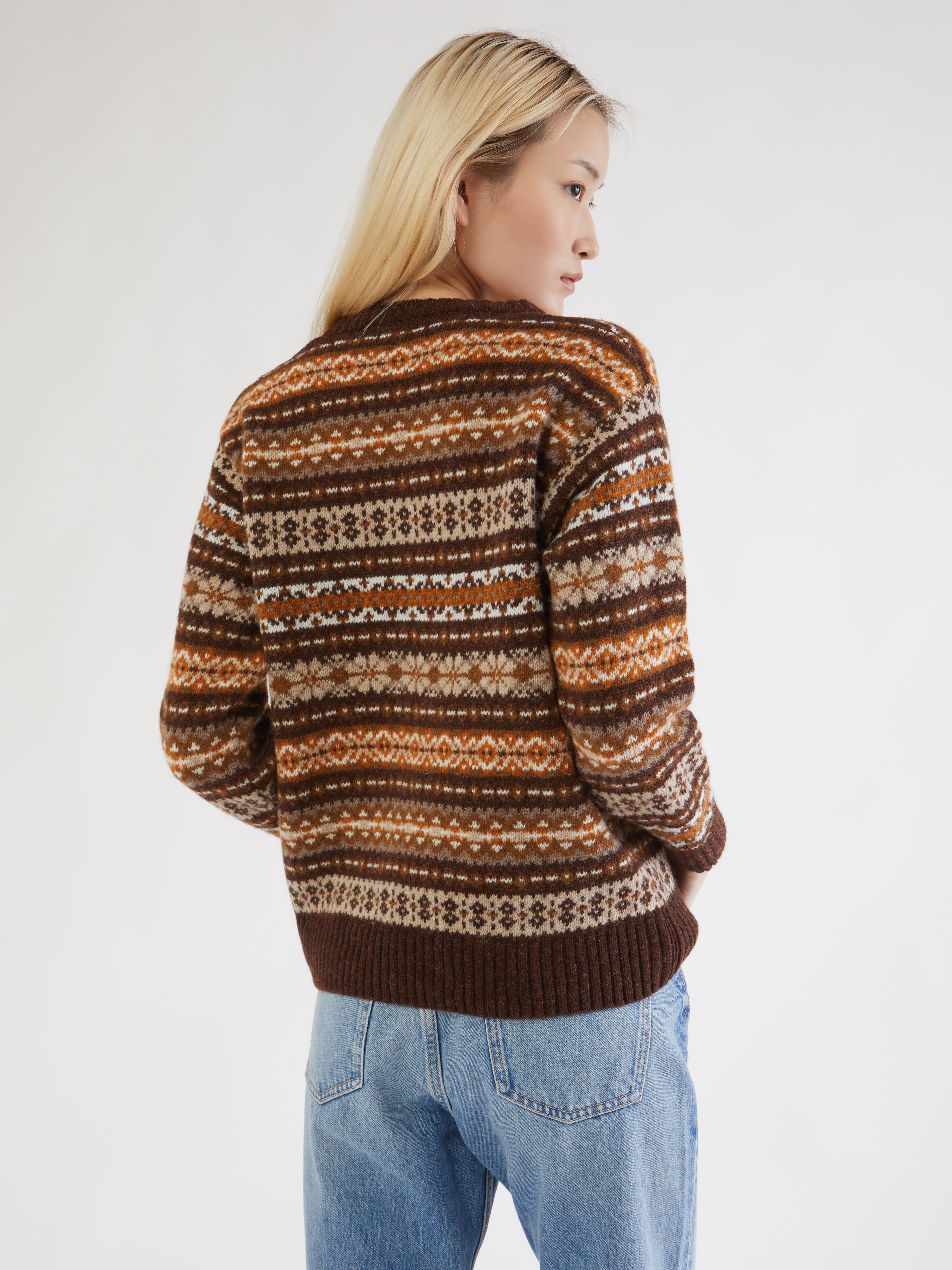 ETHICAL FASHION, CRAFTSMANSHIP, SUSTAINABLE FASHION, TRADITIONAL FASHION, ETHNIC FASHION, BOHEMIAN FASHION, MODA ETICA, MODA SOSTENIBILE, TECNICHE ARTIGIANALI, MODA TRADIZIONALE, MODA ETNICA, VESTITI BOHEMIAN, GOLF, FAIR ISLE, SCOTTISH SWEATER, 100% LANA, 100% WOOL, TRADITIONAL SWEATER, MADE IN SCOTLAND, GOLF INGLESI