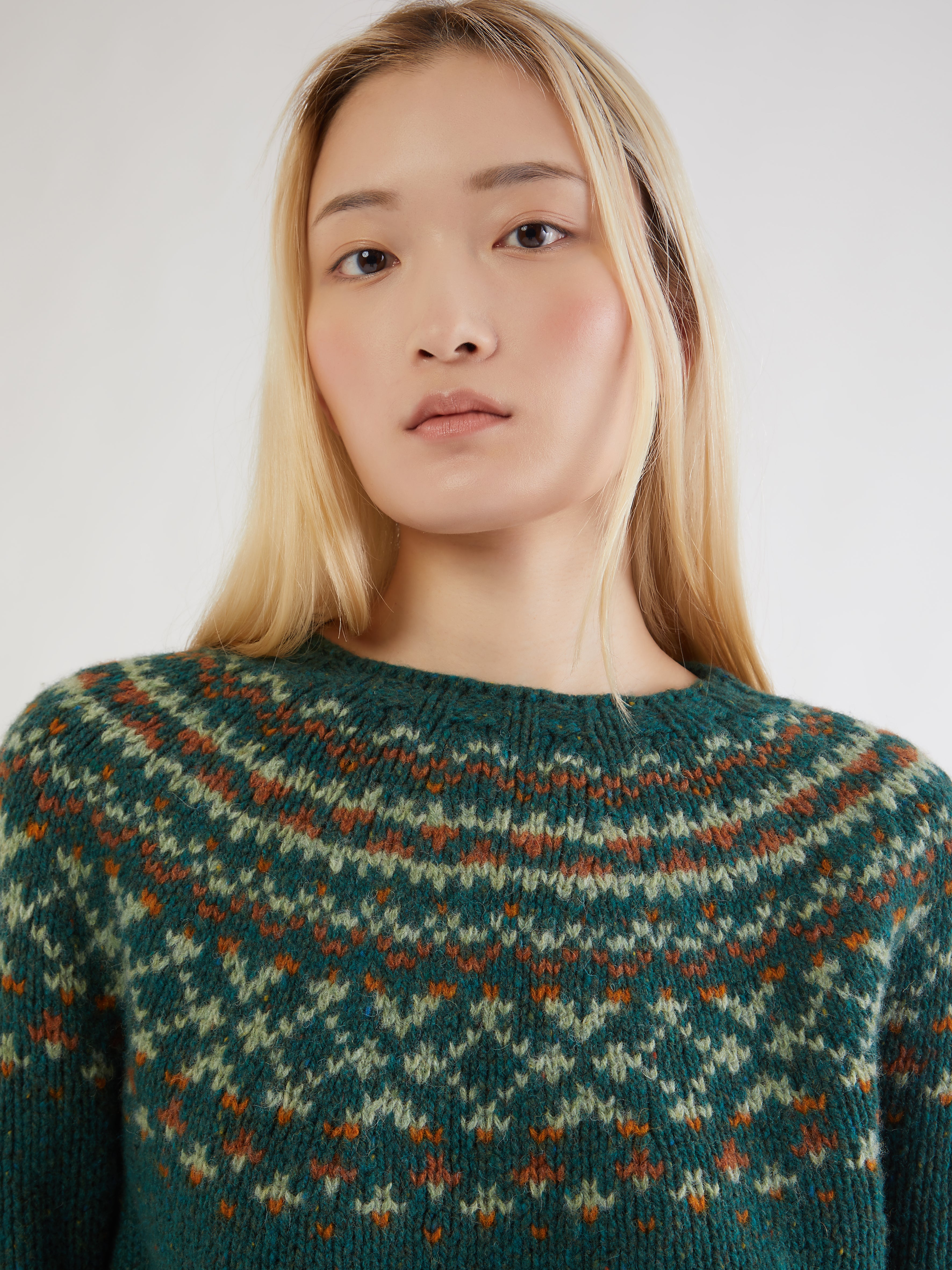 ETHICAL FASHION, CRAFTSMANSHIP, SUSTAINABLE FASHION, TRADITIONAL FASHION, ETHNIC FASHION, BOHEMIAN FASHION, MODA ETICA, MODA SOSTENIBILE, TECNICHE ARTIGIANALI, MODA TRADIZIONALE, MODA ETNICA, VESTITI BOHEMIAN, GOLF, FAIR ISLE, SCOTTISH SWEATER, 100% LANA, 100% WOOL, TRADITIONAL SWEATER, MADE IN SCOTLAND, GOLF INGLESI