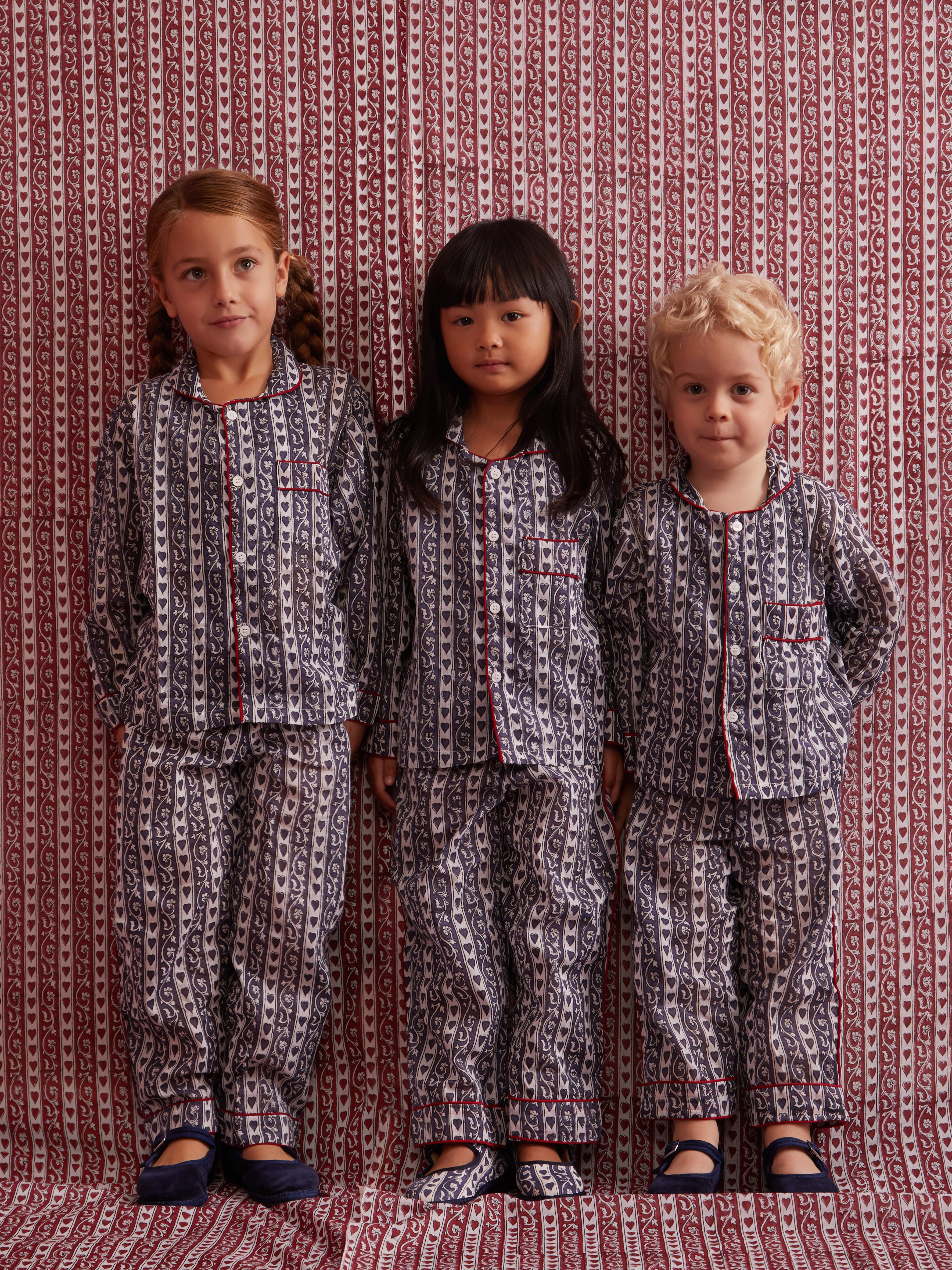 ETHICAL FASHION, CRAFTSMANSHIP, SUSTAINABLE FASHION, TRADITIONAL FASHION, ETHNIC FASHION, BOHEMIAN FASHION, MODA ETICA, MODA SOSTENIBILE, TECNICHE ARTIGIANALI, MODA TRADIZIONALE, MODA ETNICA, MADE IN INDIA, HANDMADE IN INDIA, BLOCK PRINT, PIGIAMA DI COTONE, COTTON PAJAMA, NIGHTWEAR, SLEEPWEAR, FASHION PAJAMA, ETNIC PRINTS, STAMPE INDIANE, STAMPE ETNICHE, MINI ME, MATCH WITH MUM