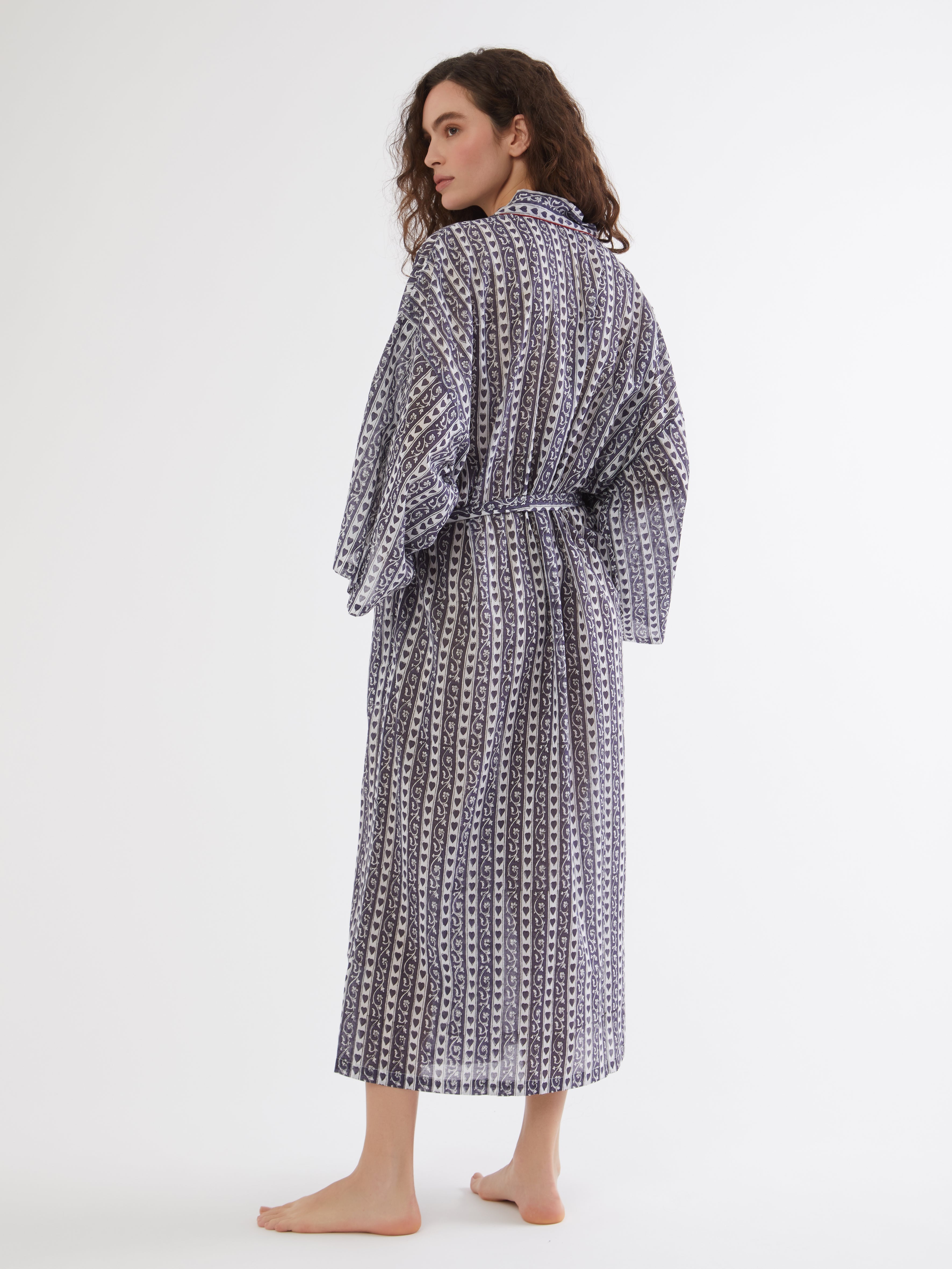 ETHICAL FASHION, CRAFTSMANSHIP, SUSTAINABLE FASHION, TRADITIONAL FASHION, ETHNIC FASHION, BOHEMIAN FASHION, MODA ETICA, MODA SOSTENIBILE, TECNICHE ARTIGIANALI, MODA TRADIZIONALE, MODA ETNICA, BOHEMIAN DRESS, MADE IN INDIA, HANDMADE IN INDIA, BLOCK PRINT, FLOWER PAJAMAS, PIGIAMA A FIORI, PIGIAMA DI COTONE, COTTON PAJAMA, SILK PAJAMA, PIGIAMA DI SETA, VESTAGLIA, NIGHTWEAR, SLEEPWEAR, FASHION PAJAMA, ETNIC PRINTS, STAMPE INDIANE, STAMPE ETNICHE