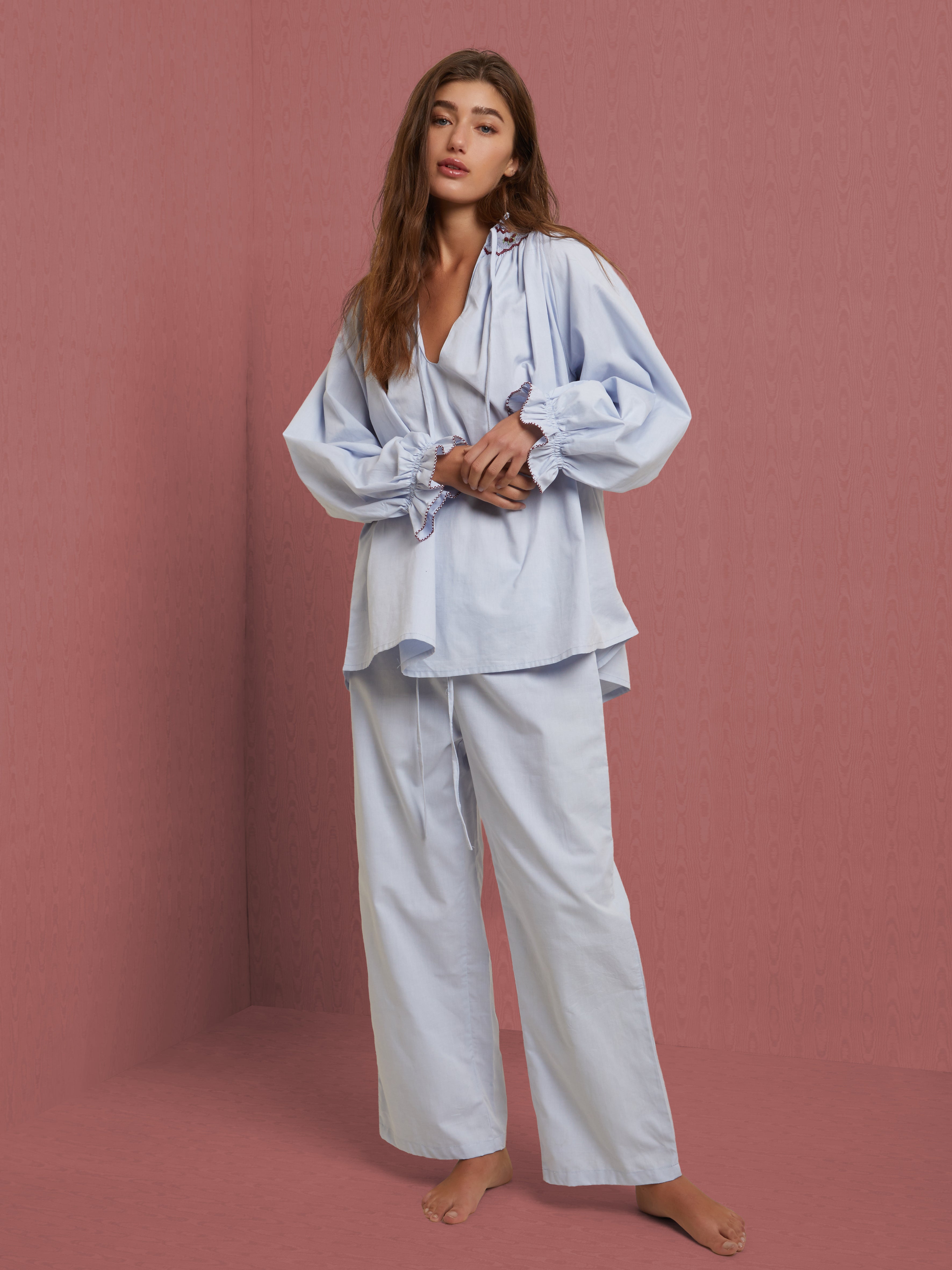 ETHICAL FASHION, CRAFTSMANSHIP, SUSTAINABLE FASHION, TRADITIONAL FASHION, ETHNIC FASHION, BOHEMIAN FASHION, MODA ETICA, MODA SOSTENIBILE, TECNICHE ARTIGIANALI, MODA TRADIZIONALE, MODA ETNICA, MADE IN MADAGASCAR, HANDMADE IN MADAGASCAR, COTTON NIGHTDRESS, COTTON NIGHTGOWN, CAMICIA DA NOTTE IN COTONE, PIGIAMA DI COTONE, COTTON PAJAMA, NIGHTWEAR, SLEEPWEAR, FASHION PAJAMA, PUNTO SMOCK, SMOKED, SMOCKED, HAND EMBROIDERED, RICAMATO A MANO, MUM AND DAUGHTER, MINE ME COLLECTION, MATCHIN WITH MUM, 