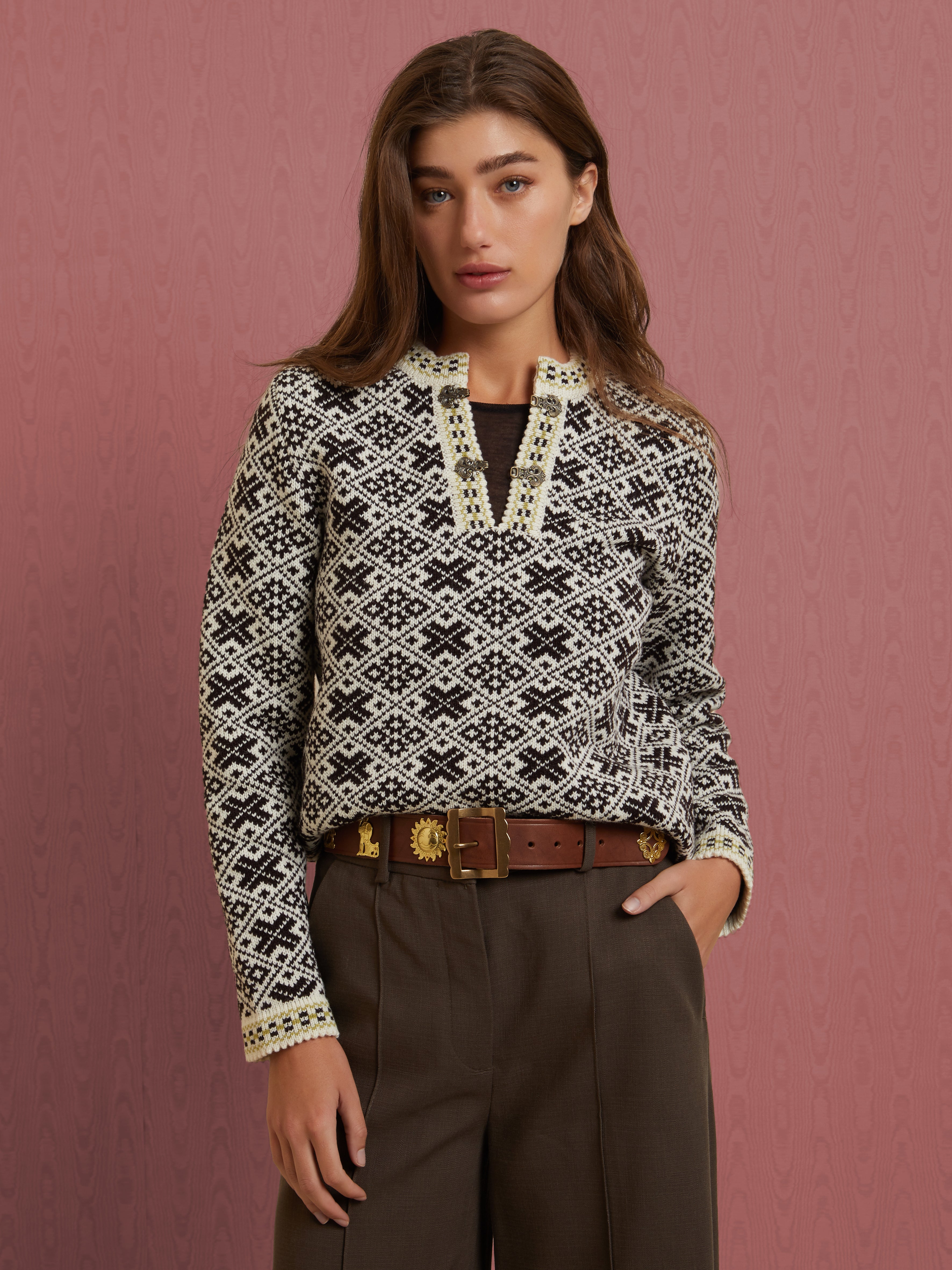 ETHICAL FASHION, CRAFTSMANSHIP, SUSTAINABLE FASHION, TRADITIONAL FASHION, ETHNIC FASHION, BOHEMIAN FASHION, MODA ETICA, MODA SOSTENIBILE, TECNICHE ARTIGIANALI, MODA TRADIZIONALE, MODA ETNICA, VESTITI BOHEMIAN, GOLF, FAIR ISLE, 100% LANA, 100% WOOL, TRADITIONAL SWEATER, NORDIC SWEATER, CHRISTMAS SWEATER, CHRISTMAS JUMPER, XMAS JUMPER, GOLF NATALIZIO, GOLF NORDICO