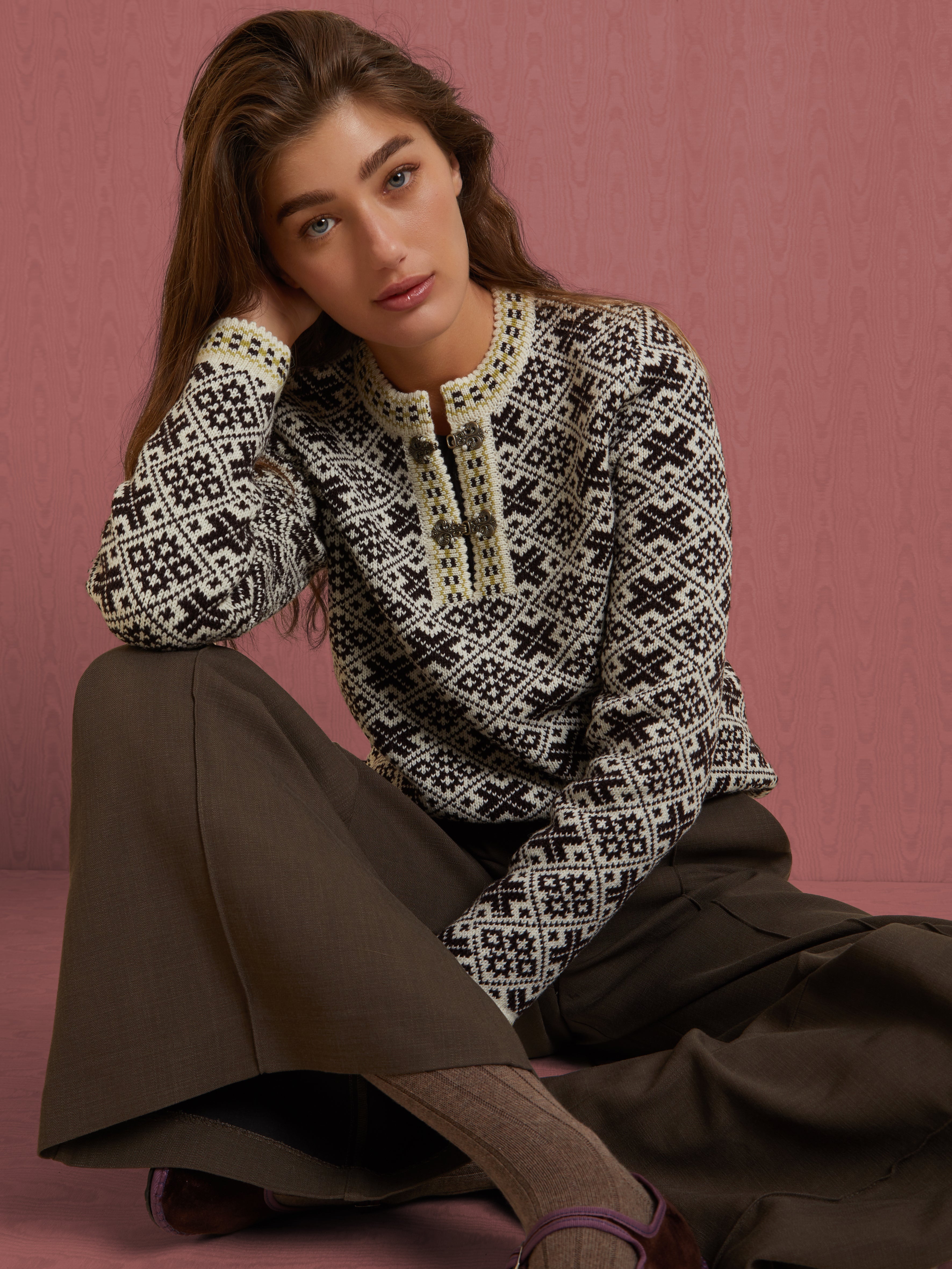 ETHICAL FASHION, CRAFTSMANSHIP, SUSTAINABLE FASHION, TRADITIONAL FASHION, ETHNIC FASHION, BOHEMIAN FASHION, MODA ETICA, MODA SOSTENIBILE, TECNICHE ARTIGIANALI, MODA TRADIZIONALE, MODA ETNICA, VESTITI BOHEMIAN, GOLF, FAIR ISLE, 100% LANA, 100% WOOL, TRADITIONAL SWEATER, NORDIC SWEATER, CHRISTMAS SWEATER, CHRISTMAS JUMPER, XMAS JUMPER, GOLF NATALIZIO, GOLF NORDICO