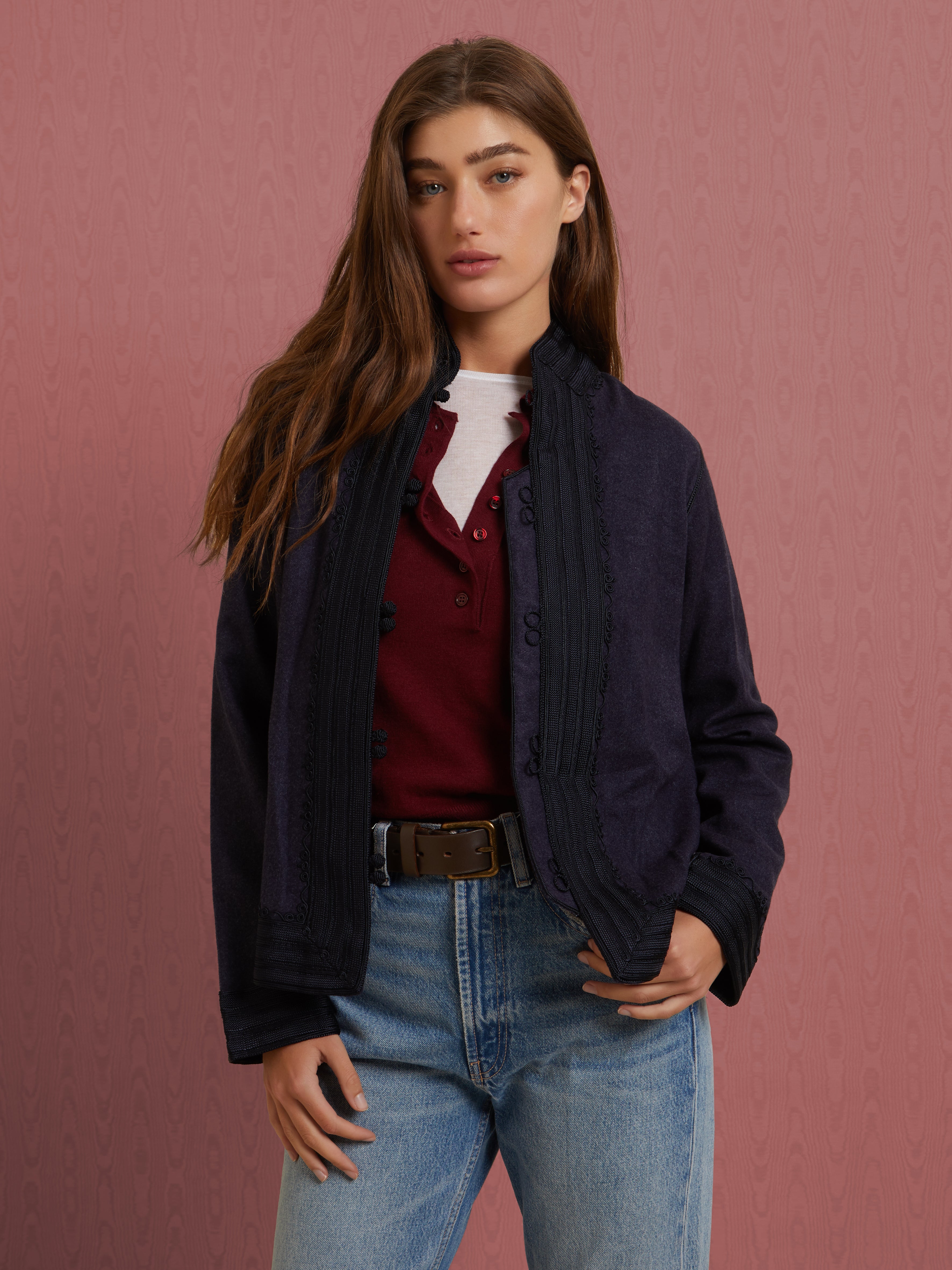 Embroidered in silk threads, Ethical fashion, craftsmanship, sustainable fashion, traditional fashion, ethnic fashion, moda etica, moda sostenibile, tecniche artigianali, moda tradizionale, moda etnica, fatto a mano, handmade, bohemian jacket, boho jacket, midseason jacket, giacca di mezza stagione, ricamo a mano, hand embroidery, silk embroidery, ricamo seta, moroccan jacket, giacca marocchina, collo coreana, giacca di velluto, velvet jacket, giacca di cashmere, cashmere jacket