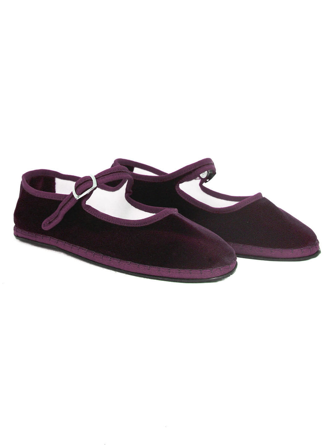 ETHICAL FASHION, CRAFTSMANSHIP, SUSTAINABLE FASHION, TRADITIONAL FASHION, ETHNIC FASHION, BOHEMIAN FASHION, TRADITONAL ACCESSORIES, HANDMADE SHOES, HANDMADE ACCESSORIES, scarpe di velluto, velluto, fatto a mano in italia, MODA ETICA,  MODA SOSTENIBILE, MODA TRADIZIONALE, MODA ETNICA, VESTITI BOHEMIAN, accessori tradizionali, scarpe fatto a mano, accessori fatti a mano, scarpe tradizionali, strap shoes, mary jane, strap friulane