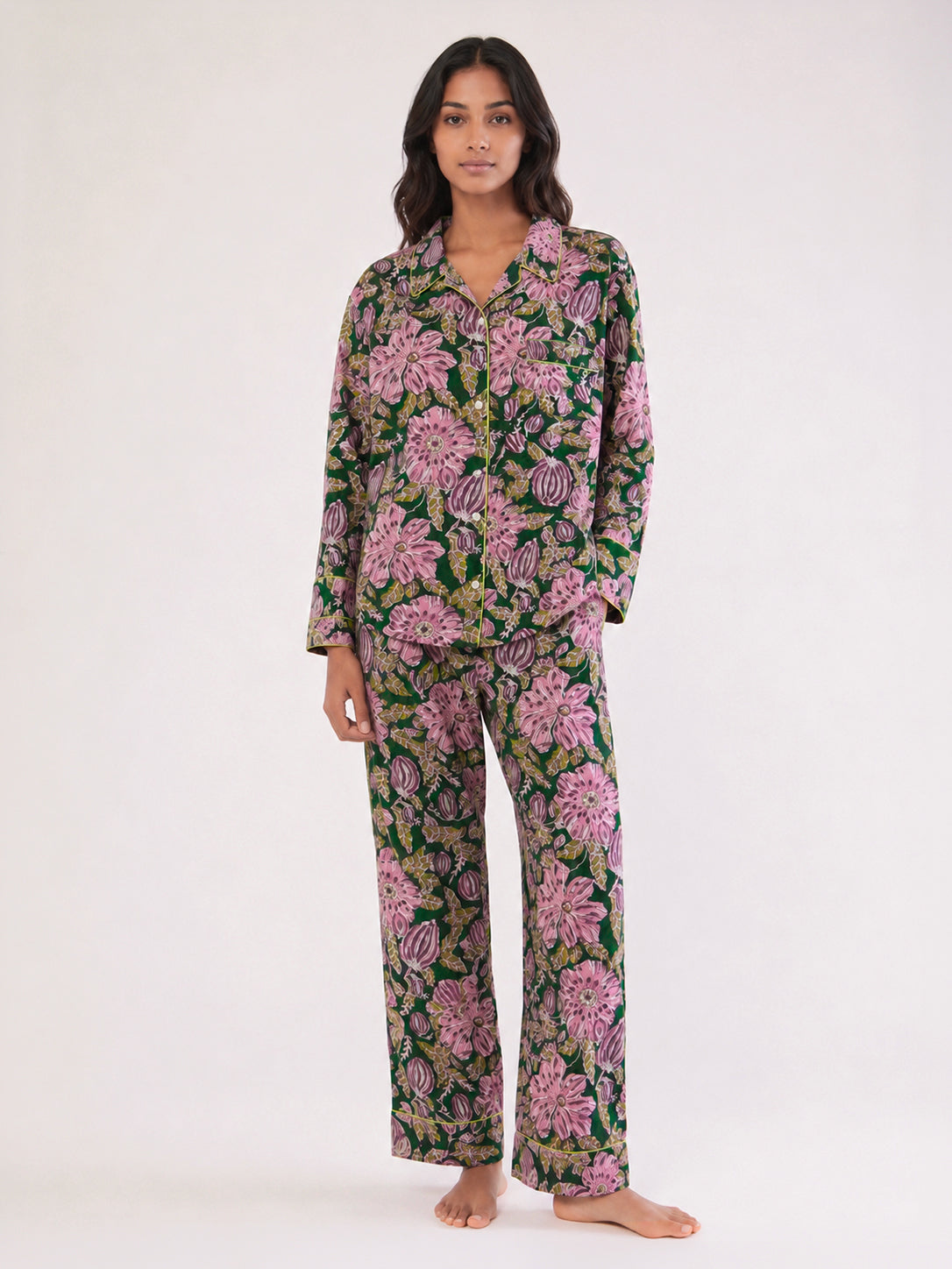 ETHICAL FASHION, CRAFTSMANSHIP, SUSTAINABLE FASHION, TRADITIONAL FASHION, ETHNIC FASHION, BOHEMIAN FASHION, MODA ETICA, MODA SOSTENIBILE, TECNICHE ARTIGIANALI, MODA TRADIZIONALE, MODA ETNICA, BOHEMIAN DRESS, MADE IN INDIA, HANDMADE IN INDIA, BLOCK PRINT, FLOWER PAJAMAS, PIGIAMA A FIORI, PIGIAMA DI COTONE, COTTON PAJAMA, SILK PAJAMA, PIGIAMA DI SETA, VESTAGLIA, NIGHTWEAR, SLEEPWEAR, FASHION PAJAMA, ETNIC PRINTS, STAMPE INDIANE, STAMPE ETNICHE