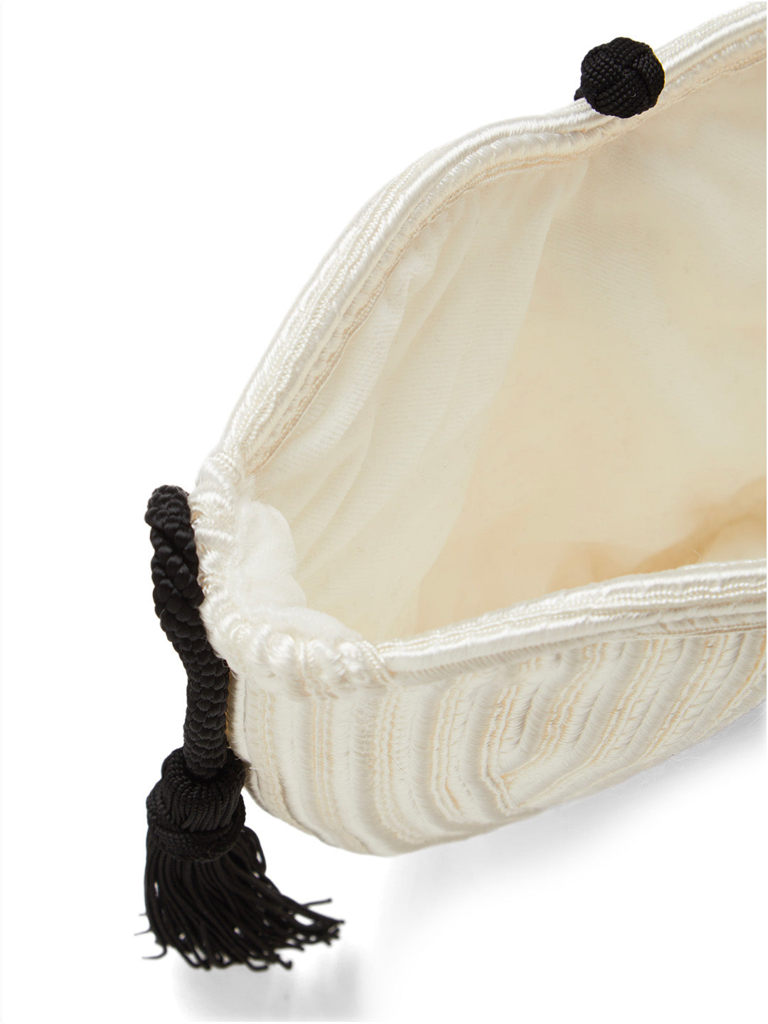 ETHICAL FASHION, CRAFTSMANSHIP, SUSTAINABLE FASHION, TRADITIONAL FASHION, ETNIC FASHION, BOHEMIAN FASHION, MODA ETICA, MODA SOSTENIBILE, TECNICHE ARTIGIANALI, MODA TRADIZIONALE, MODA ETNICA, VESTITI BOHEMIAN, BORSE DA SERA, EVENING BAG, MADE IN MOROCCO, HANDMADE BAG, INTRECCIATA A MANO, HAND WAVED, borsa da sera, borsa a tracolla, cross body bag, borsa quadrata, carre bag, borsa in seta, silk bag, borsa fatta a mano, handmade bag