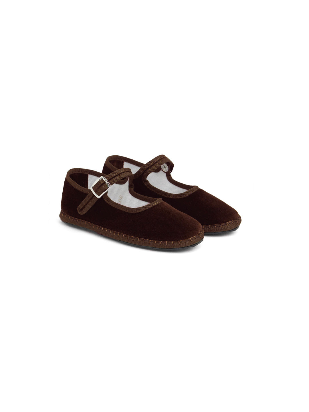 ETHICAL FASHION, CRAFTSMANSHIP, SUSTAINABLE FASHION, TRADITIONAL FASHION, TRADITIONAL ACCESSORIES, HANDMADE SHOES, HANDMADE ACCESSORIES, scarpe di velluto, velluto, fatto a mano in italia, MODA ETICA,  MODA SOSTENIBILE, MODA TRADIZIONALE, accessori tradizionali, scarpe fatto a mano, accessori fatti a mano, scarpe tradizionali, strap shoes, mary jane, strap friulane, friulane, friulane da bambino, kids friulane, kids shoes, scarpe da bambino