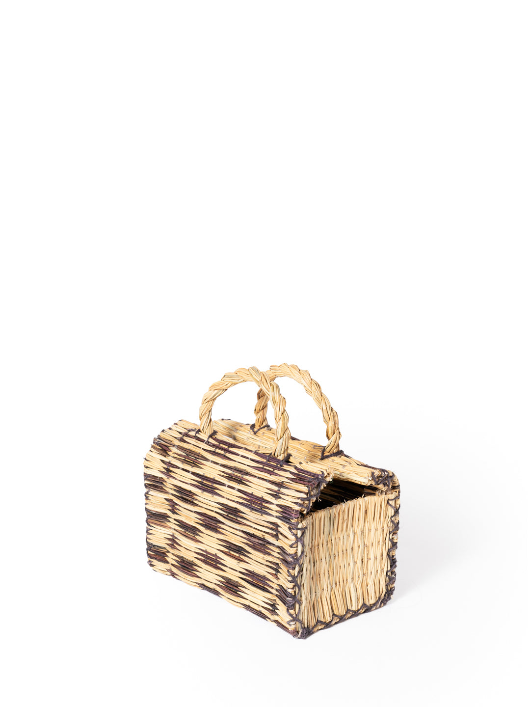 STRAW BASKET, STRAW REED BASKET, BEACH BAG, SUMMER BASKET, HANDMADE, ADE IN PORTUGAL, PORTUGUESE BASKET, HANDCRAFTED, CESTO DI PAGLIA, CESTA DA SPIAGGIA, BORSA DA SPIAGGIA, CESTO PORTOGHESE, FATTO A MANO, CESTA TRADIZIONALE, MODA TRADIZIONALE, MODA ETICA, 