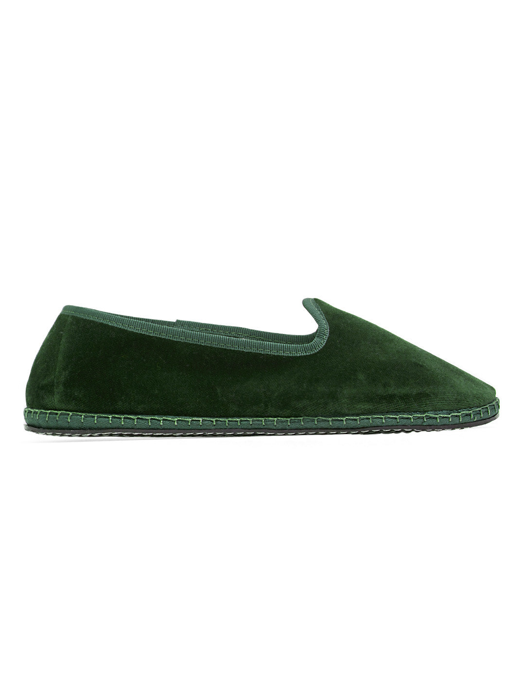 Friulane, furlane, scarpet, velvet shoes, velvet slippers, handmade in Italy, velvet, ETHICAL FASHION, CRAFTSMANSHIP, SUSTAINABLE FASHION, TRADITIONAL FASHION, ETHNIC FASHION, BOHEMIAN FASHION, TRADITONAL ACCESSORIES, HANDMADE SHOES, HANDMADE ACCESSORIES, scarpe di velluto, velluto, fatto a mano in italia, MODA ETICA,  MODA SOSTENIBILE, MODA TRADIZIONALE, MODA ETNICA, VESTITI BOHEMIAN, accessori tradizionali, scarpe fatto a mano, accessori fatti a mano, scarpe tradizionali MEN, MAN, UOMO