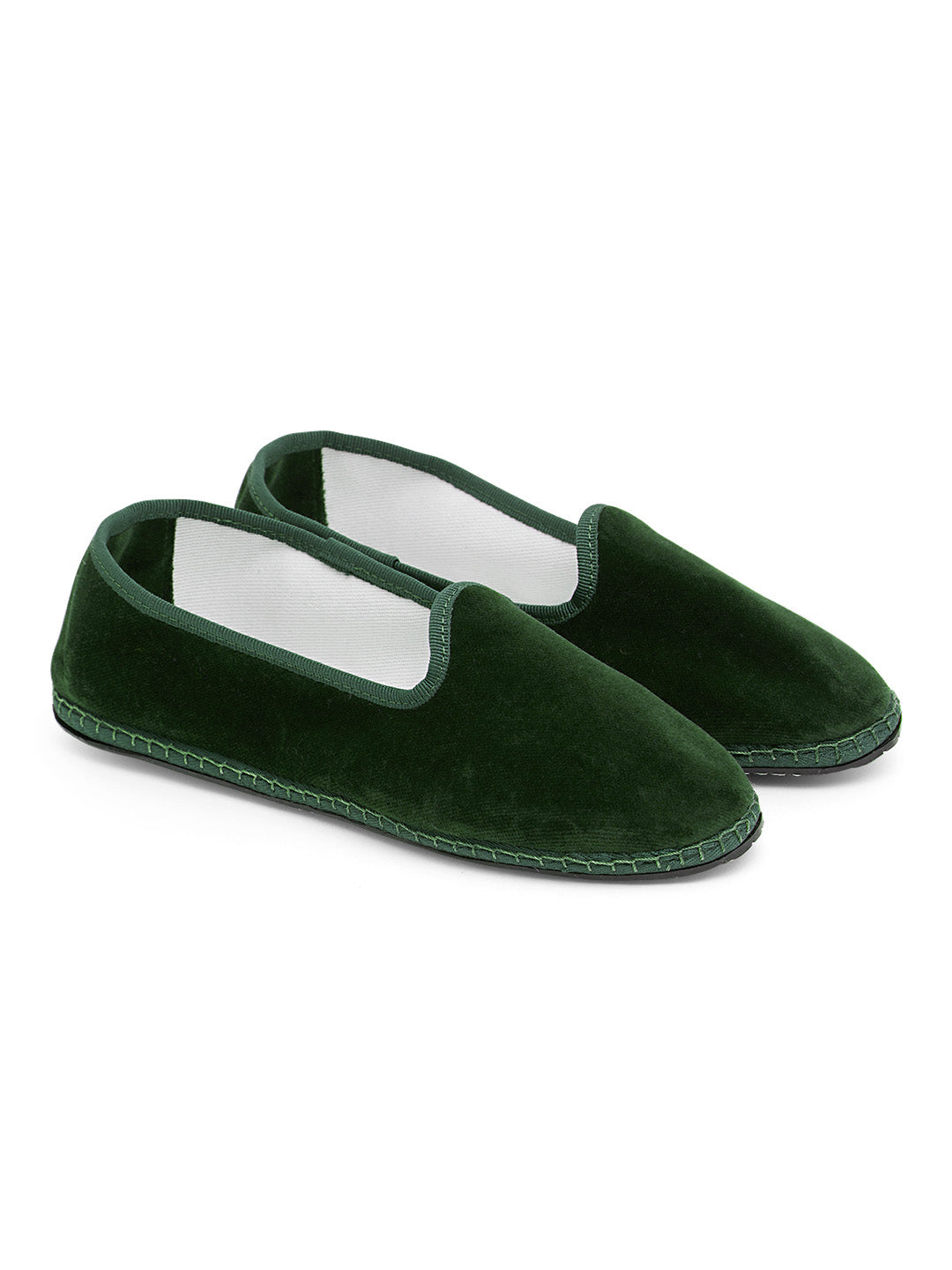 Friulane, furlane, scarpet, velvet shoes, velvet slippers, handmade in Italy, velvet, ETHICAL FASHION, CRAFTSMANSHIP, SUSTAINABLE FASHION, TRADITIONAL FASHION, ETHNIC FASHION, BOHEMIAN FASHION, TRADITONAL ACCESSORIES, HANDMADE SHOES, HANDMADE ACCESSORIES, scarpe di velluto, velluto, fatto a mano in italia, MODA ETICA,  MODA SOSTENIBILE, MODA TRADIZIONALE, MODA ETNICA, VESTITI BOHEMIAN, accessori tradizionali, scarpe fatto a mano, accessori fatti a mano, scarpe tradizionali MEN, MAN, UOMO